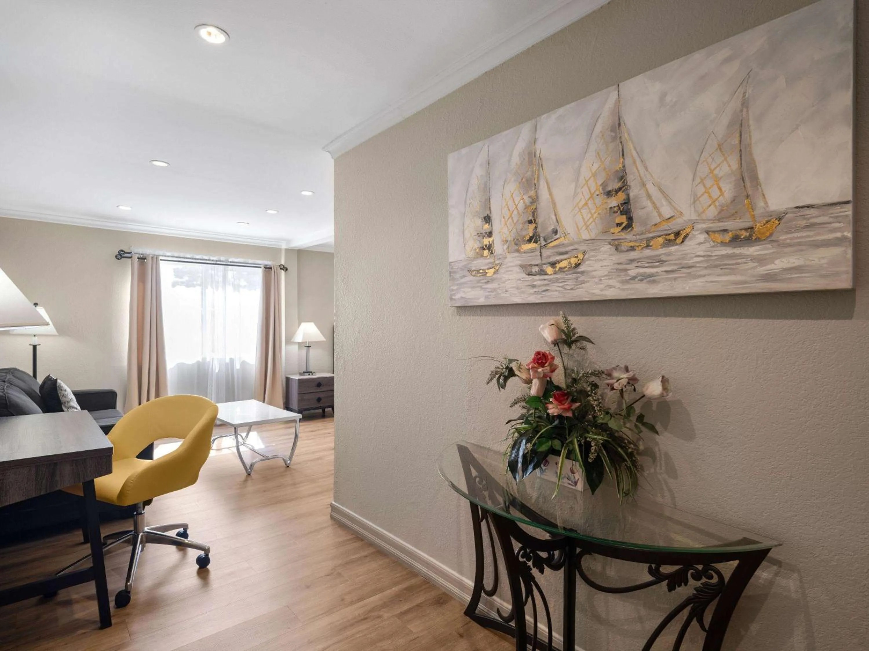 Bed in Days Inn by Wyndham Las Vegas Airport Near the Strip