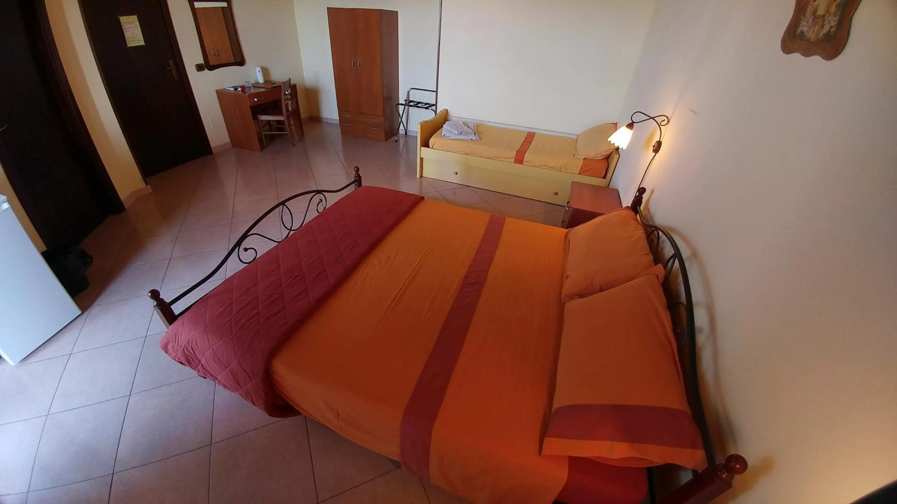 Bed in Villa Jolanda & Carmelo