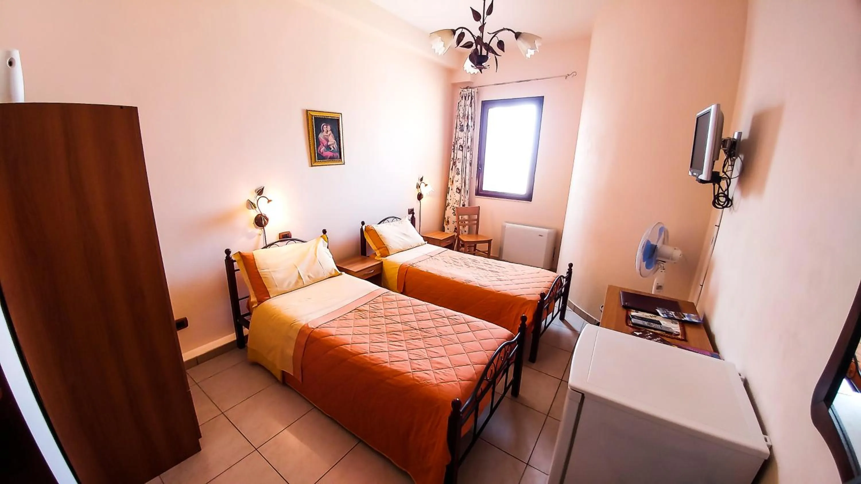 Photo of the whole room in Villa Jolanda & Carmelo