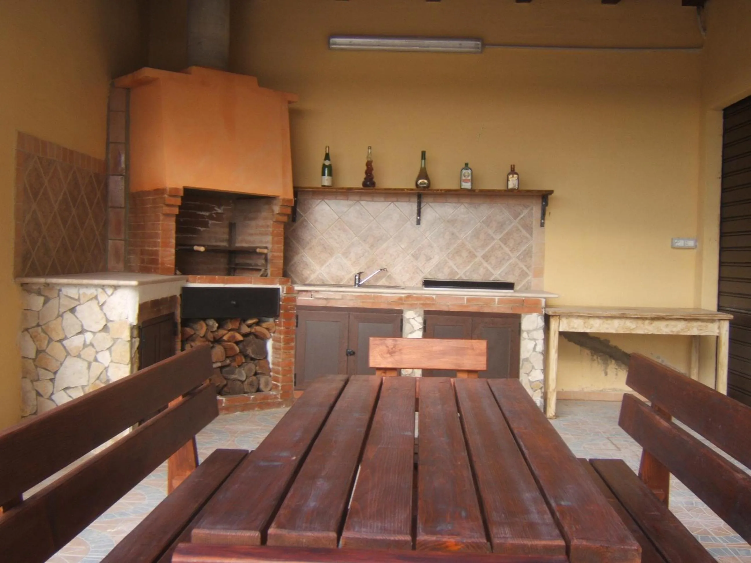BBQ facilities in Villa Jolanda & Carmelo