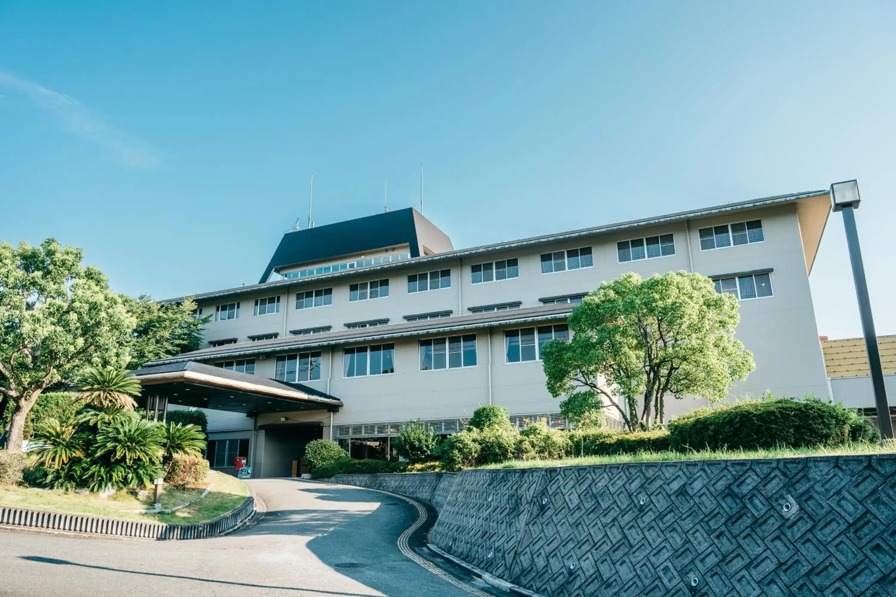 Property building in KAMENOI HOTEL Tondabayashi Property building in KAMENOI HOTEL Tondabayashi