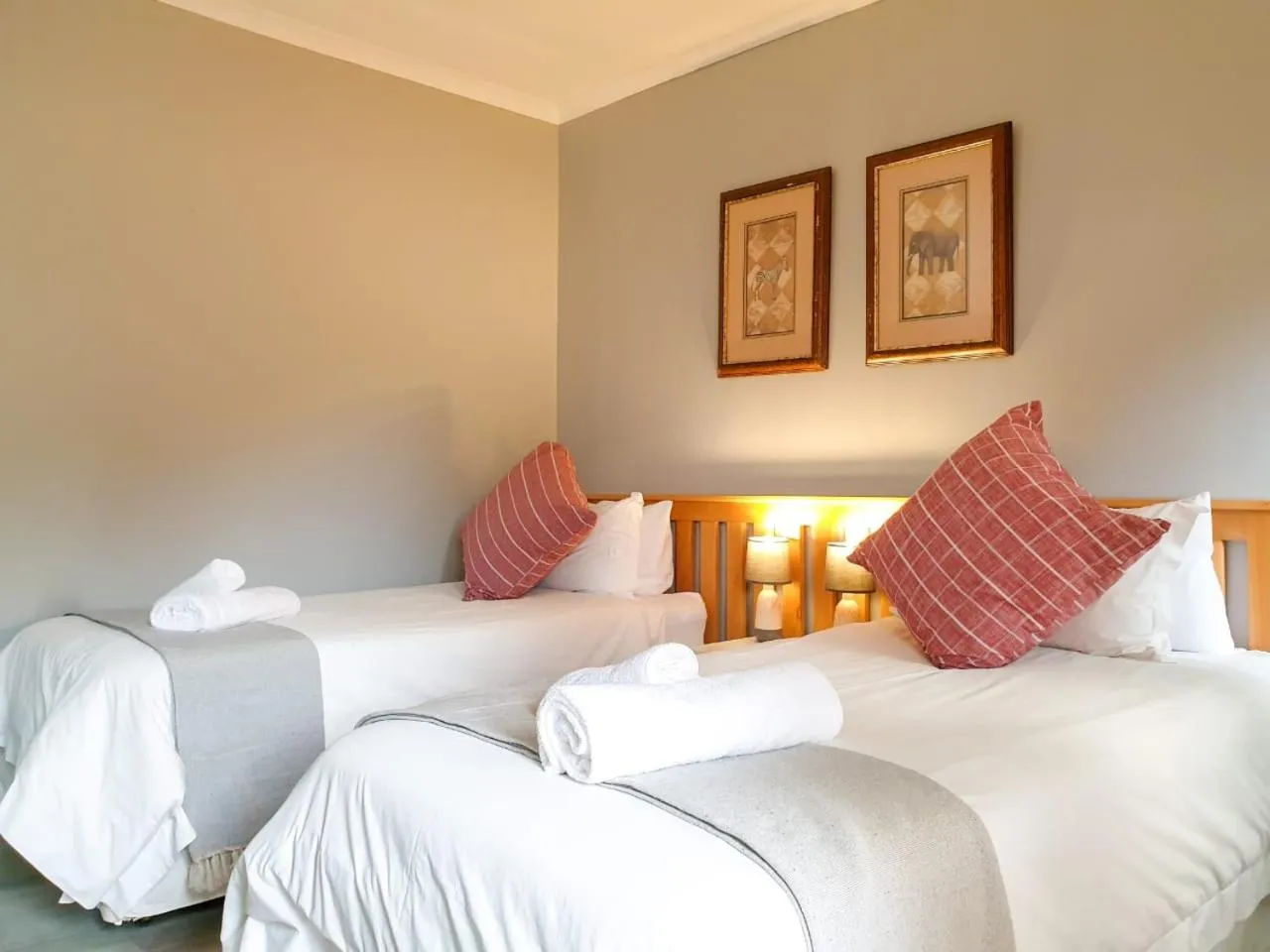 Twin Room in Thyme Inn on Greenway