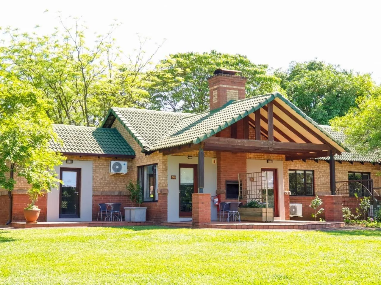 Thyme Inn on Greenway