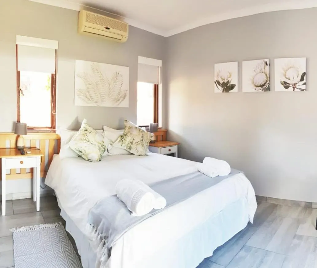  Double Room in Thyme Inn on Greenway