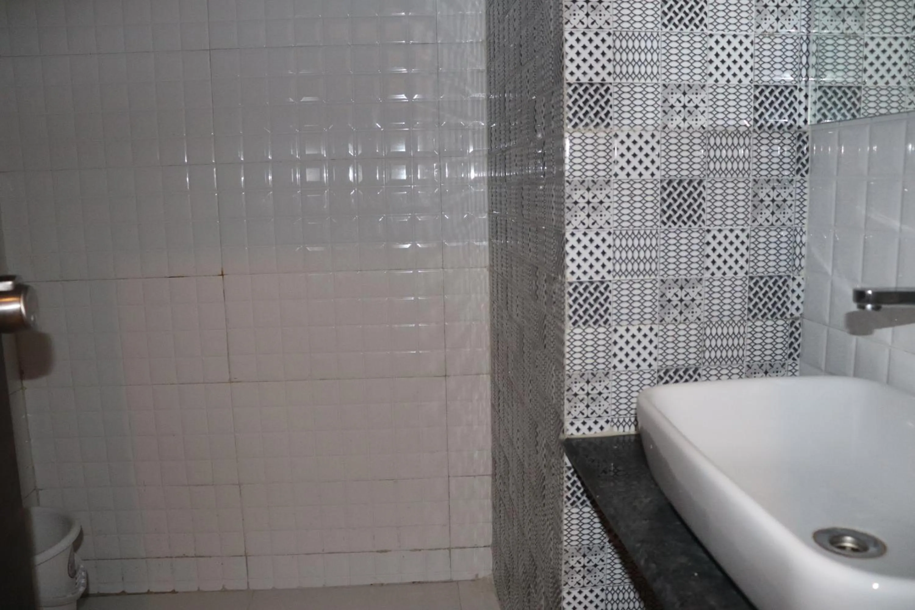 Bathroom in Hotel Venkateshwar