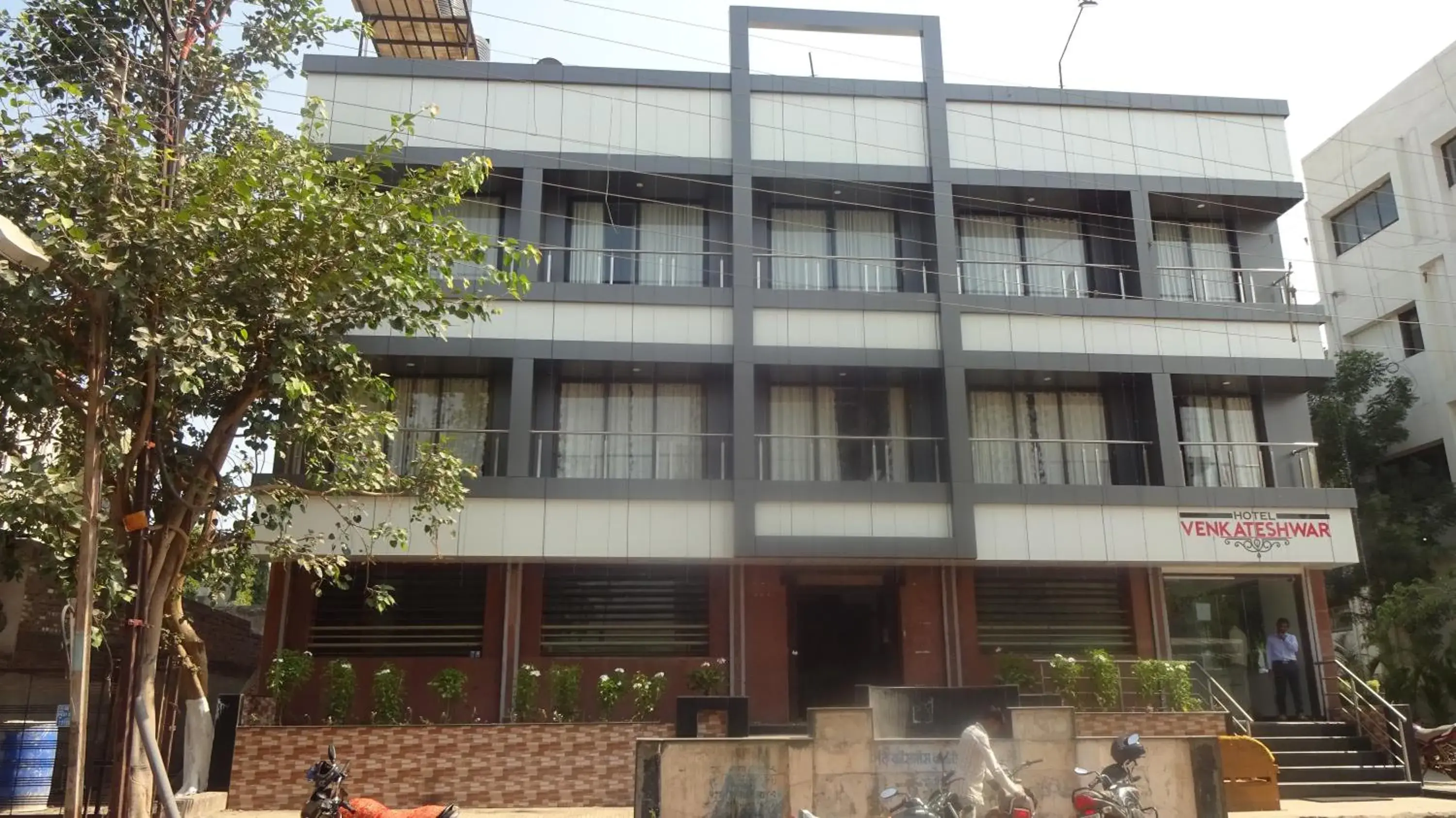 Property building in Hotel Venkateshwar Property building in Hotel Venkateshwar