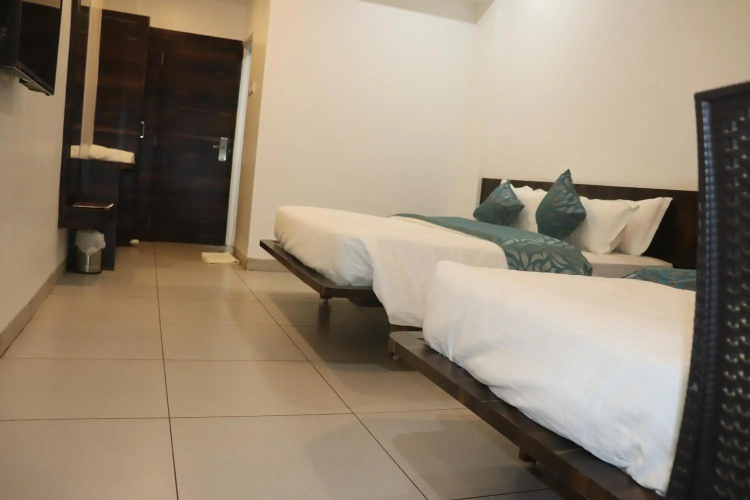 Comfort Triple Room - single occupancy in Hotel Venkateshwar Comfort Triple Room - single occupancy in Hotel Venkateshwar