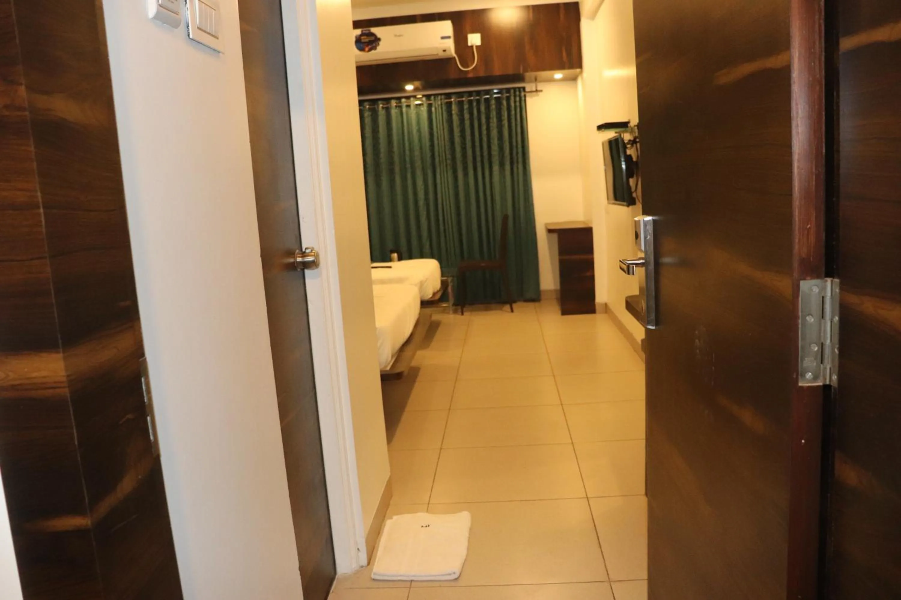 Photo of the whole room in Hotel Venkateshwar