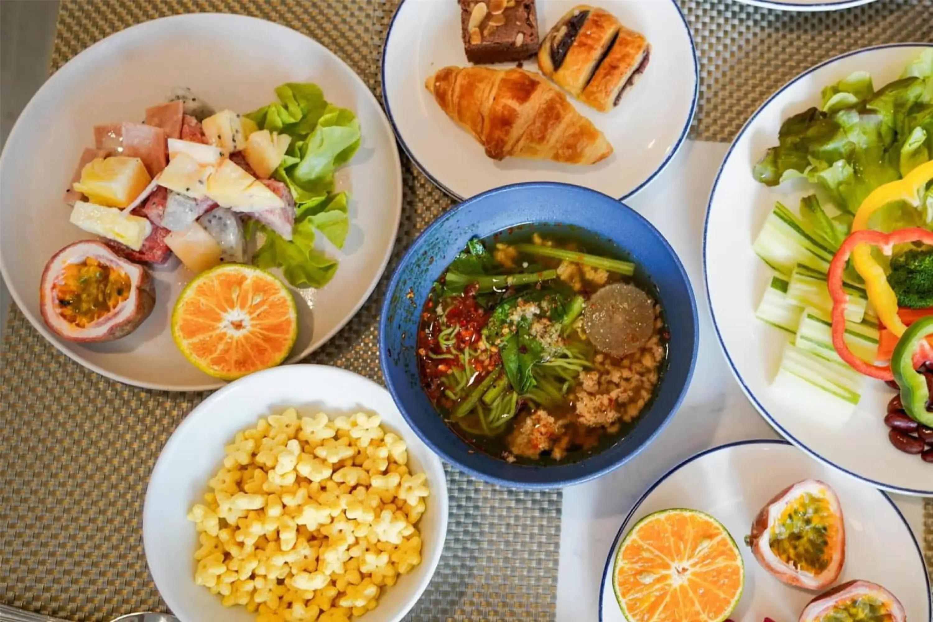 Restaurant/places to eat in Wyndham La Vita Rawai Phuket Restaurant/places to eat in Wyndham La Vita Rawai Phuket