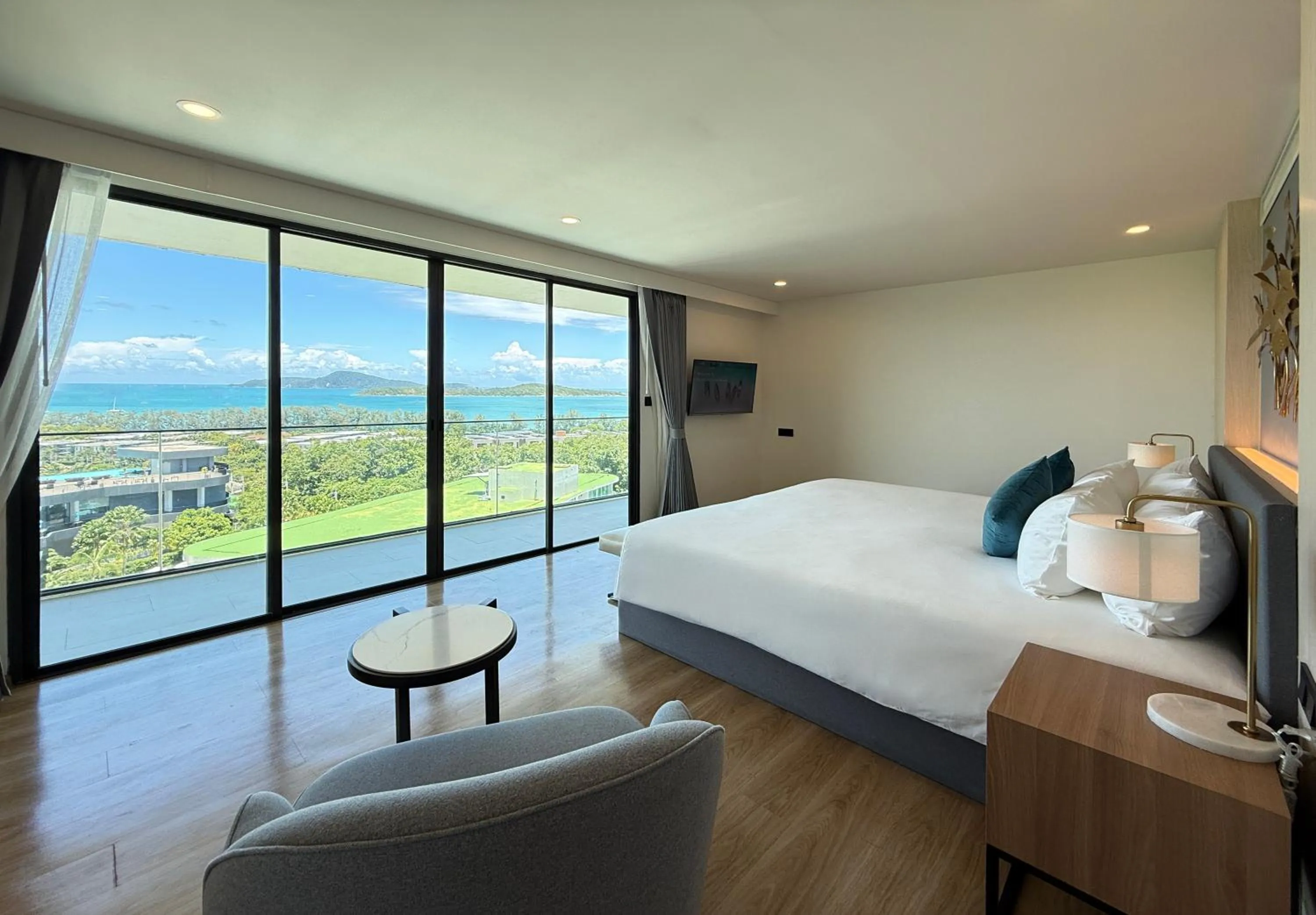 Bed in Wyndham La Vita Rawai Phuket