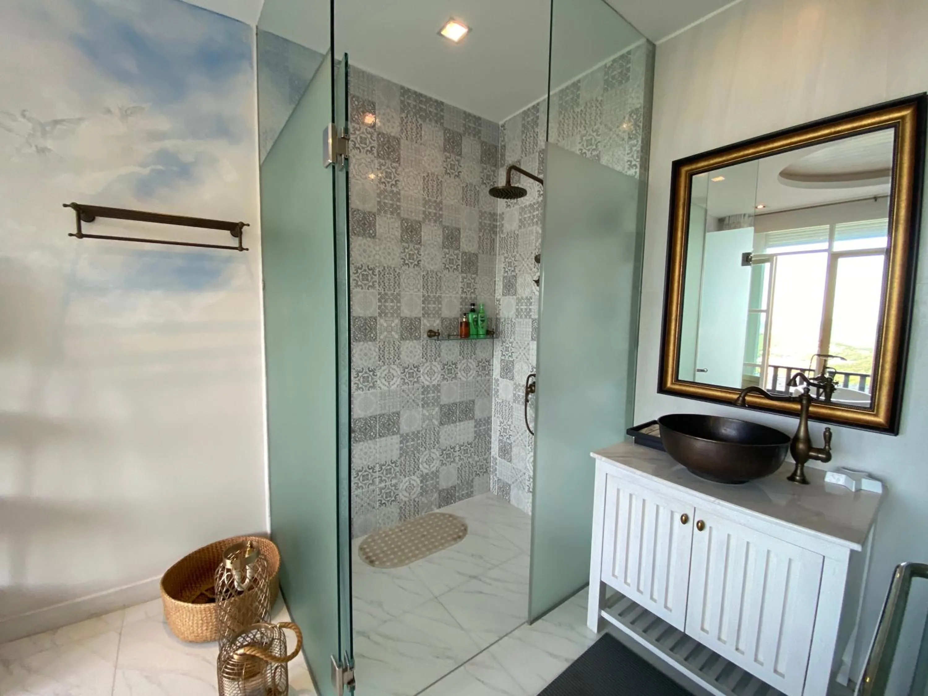 Bathroom in Phuket View Coffee and Resort