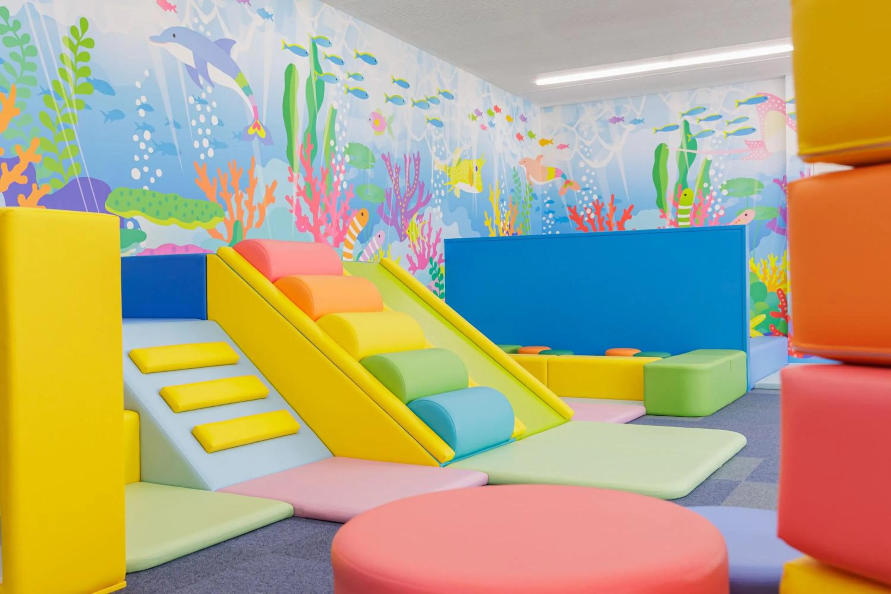 children in KAMENOI HOTEL Kamogawa