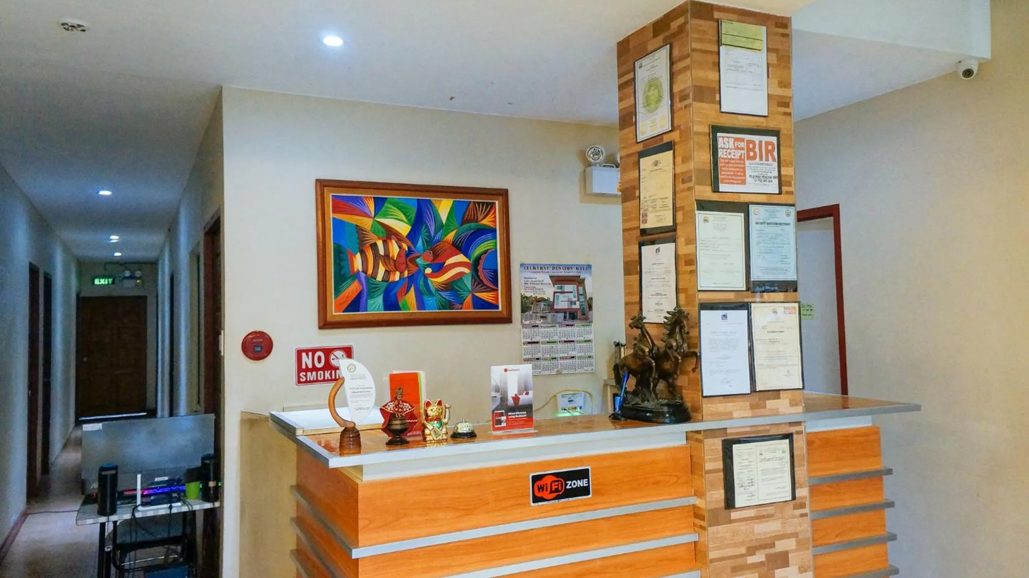 Lobby or reception in RedDoorz near Talisay District Hospital