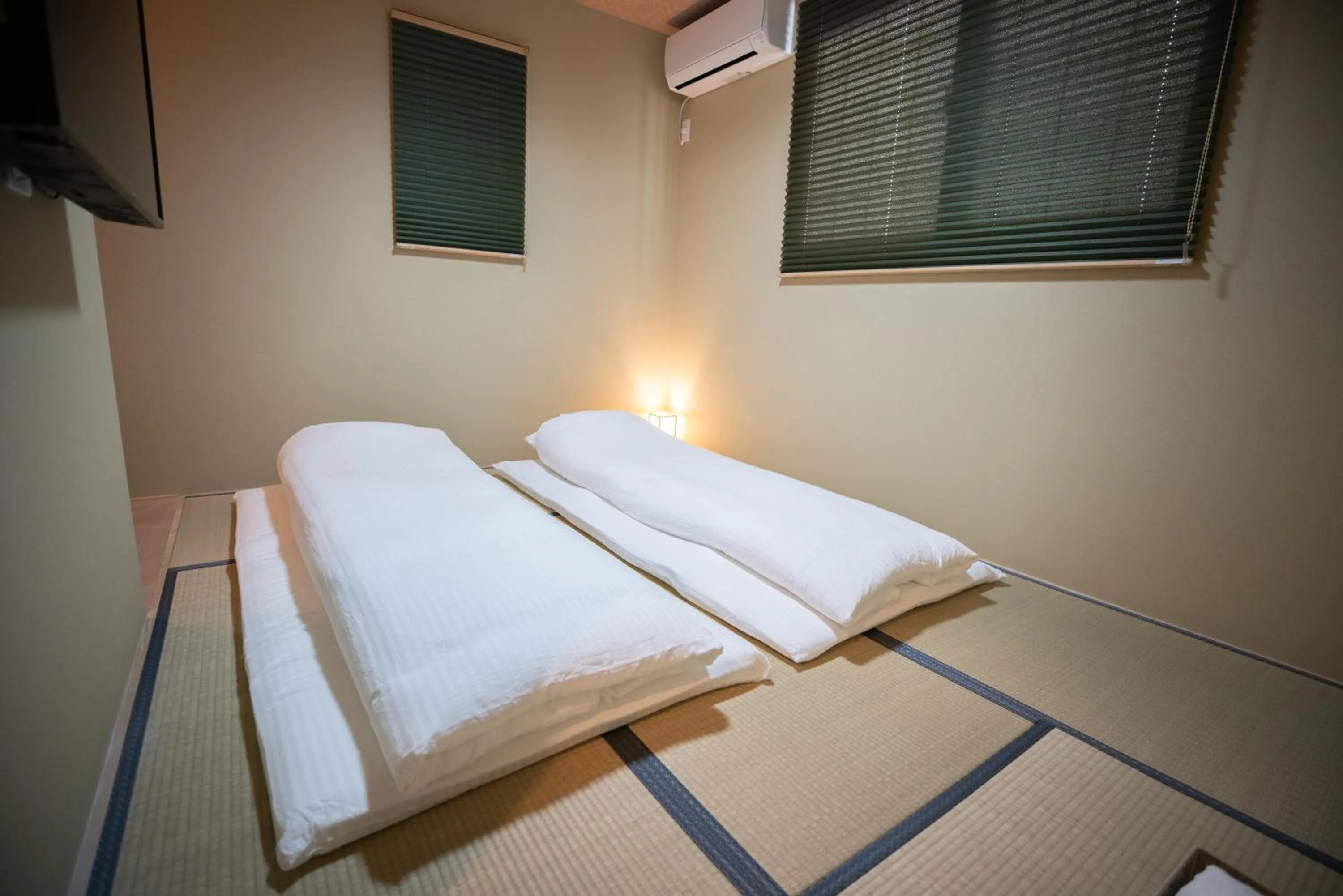 Bedroom, Bed in Onya Kaede