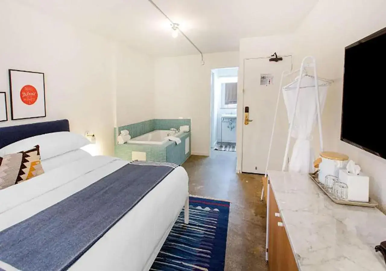 Bed in Trumbull and Porter - Detroit Downtown Bed in Trumbull and Porter - Detroit Downtown