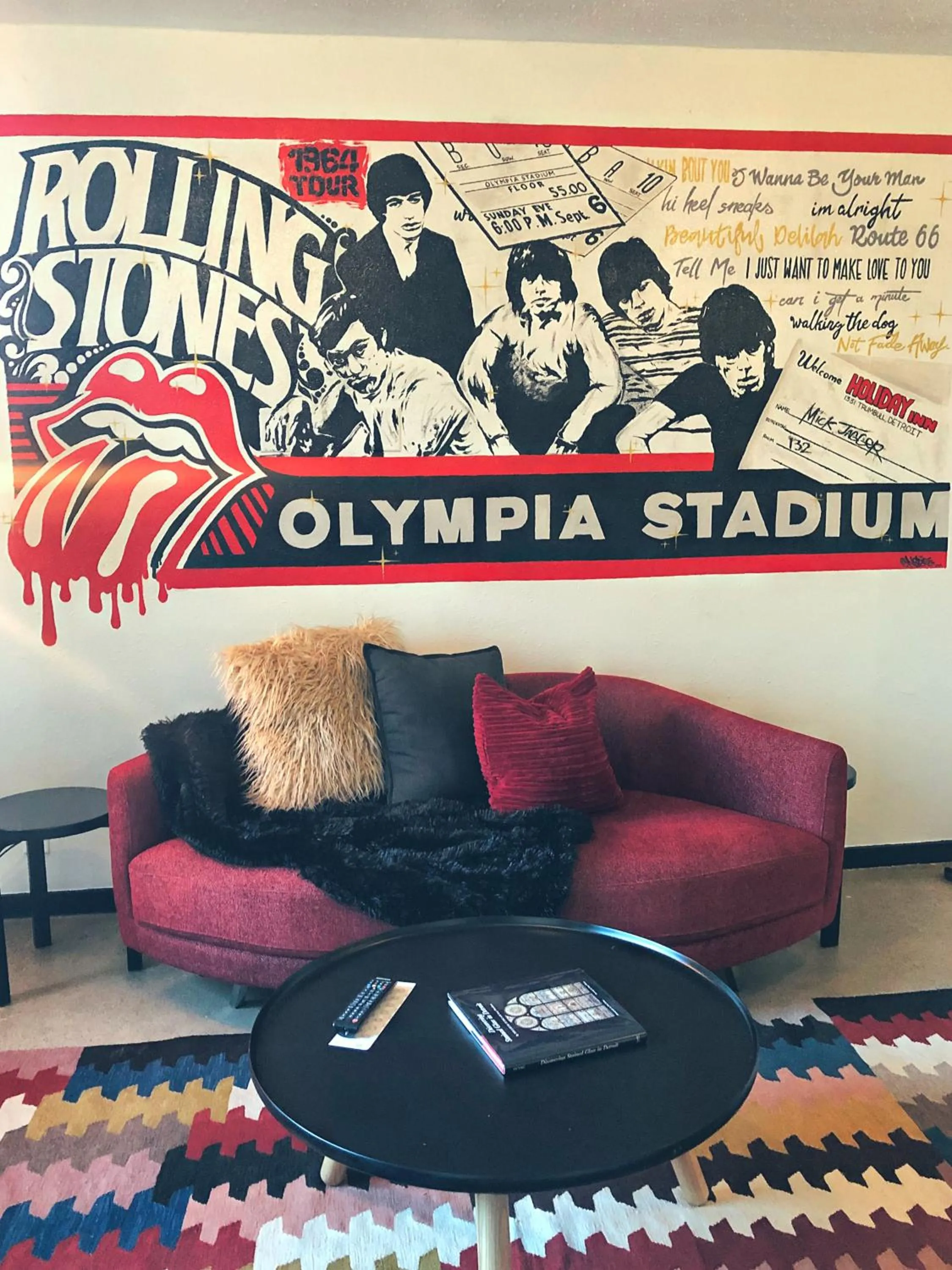 King Suite with Balcony in Trumbull and Porter - Detroit Downtown