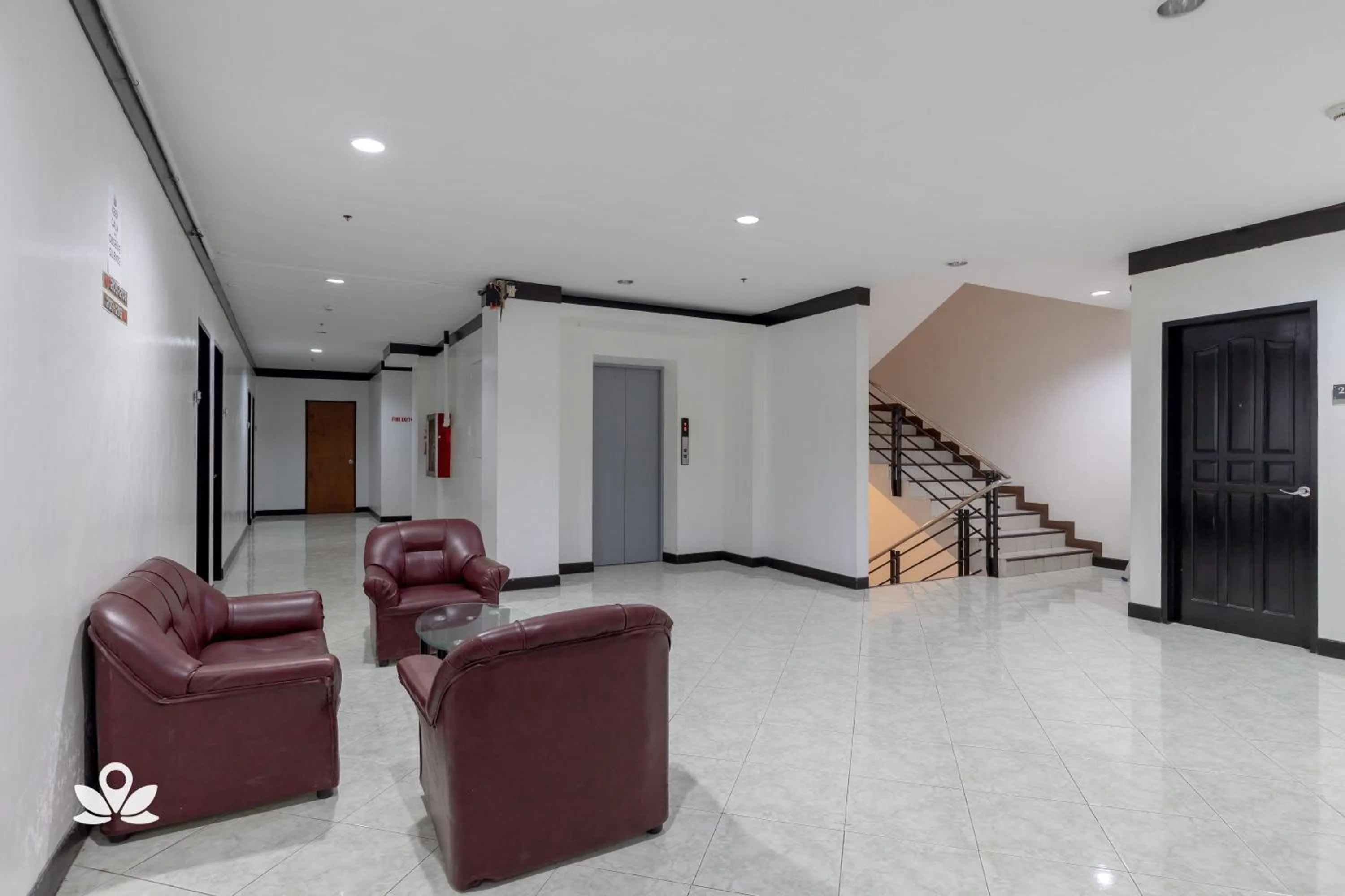 Lobby or reception in Check Inn Hotel Dumaguete City by RedDoorz