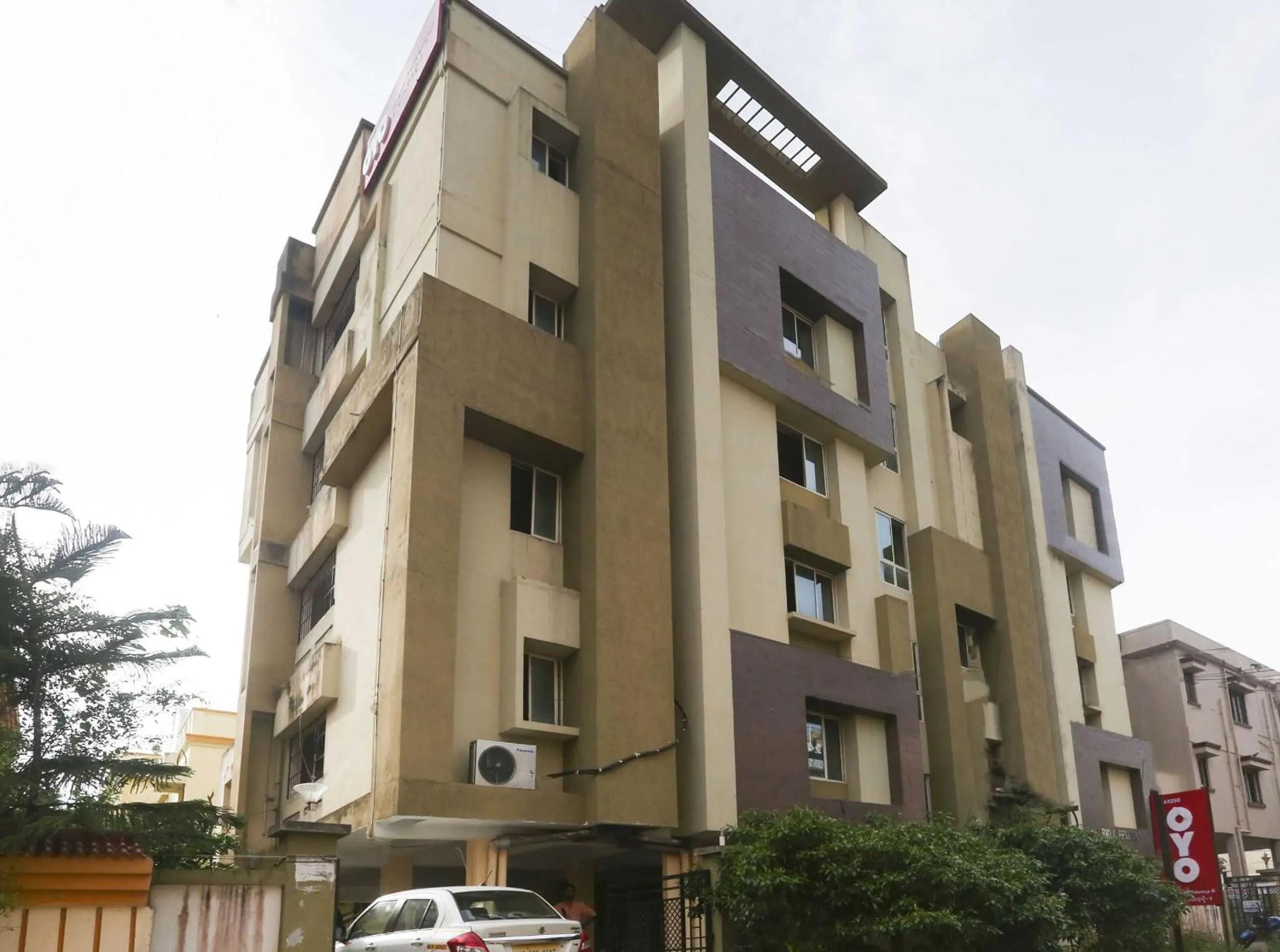 Facade/entrance in Super Hotel O Avigna Residency