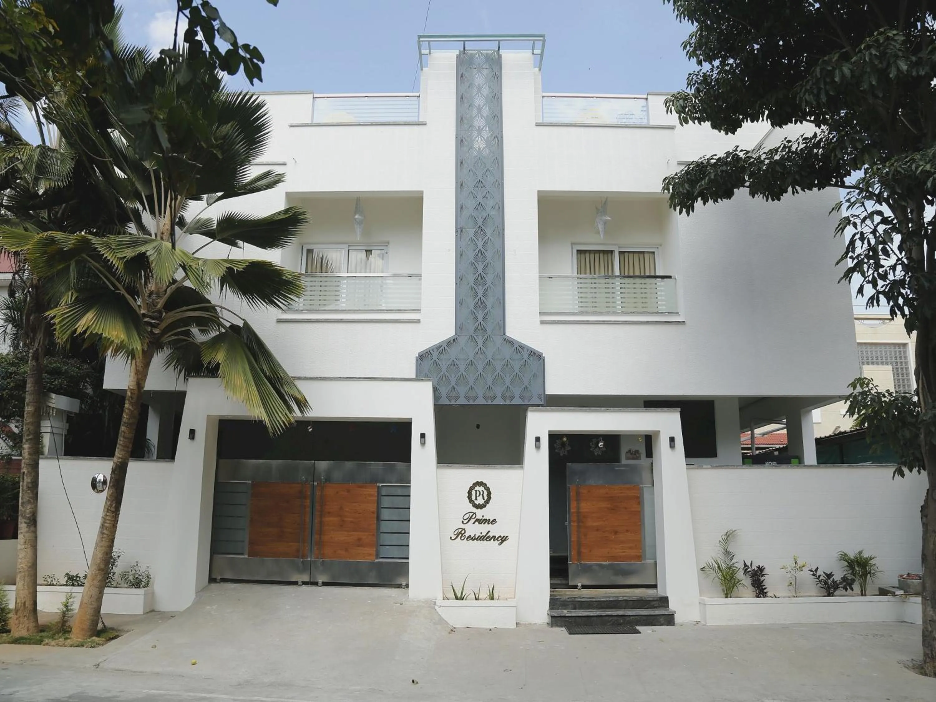 Facade/entrance in Super Collection O Prime Residency
