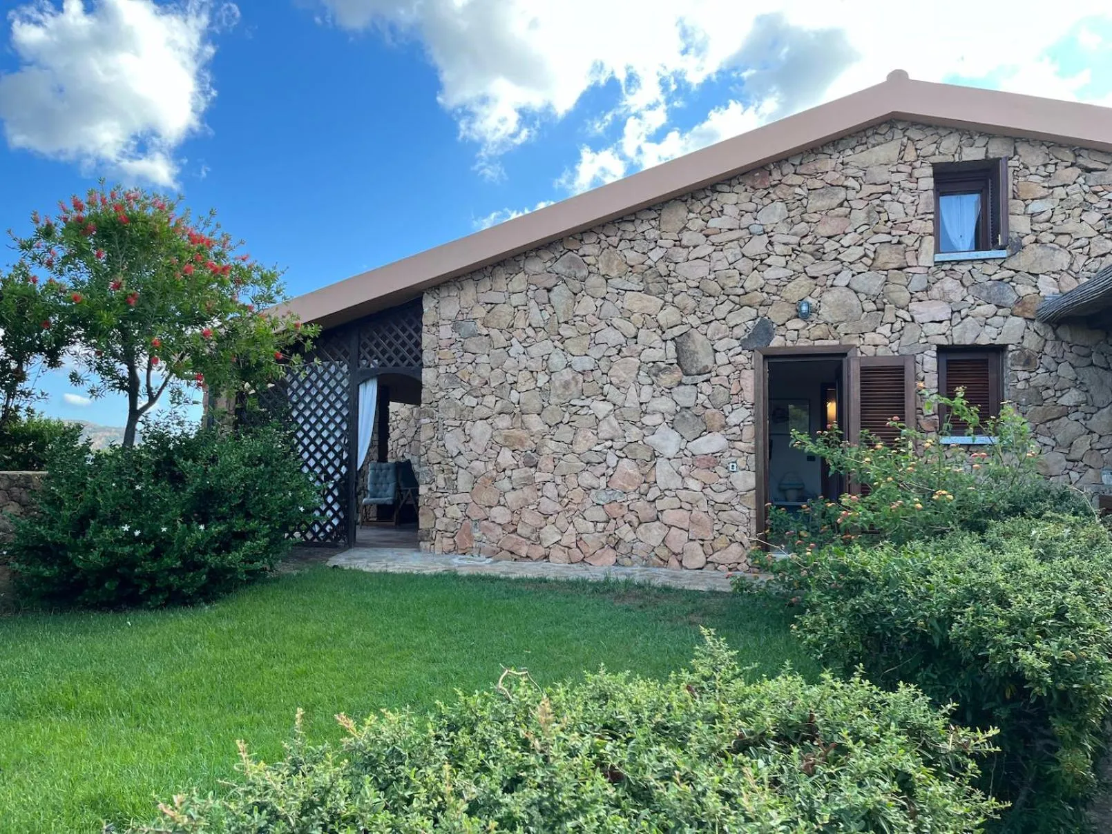 Porto Coda Cavallo Salina Bamba