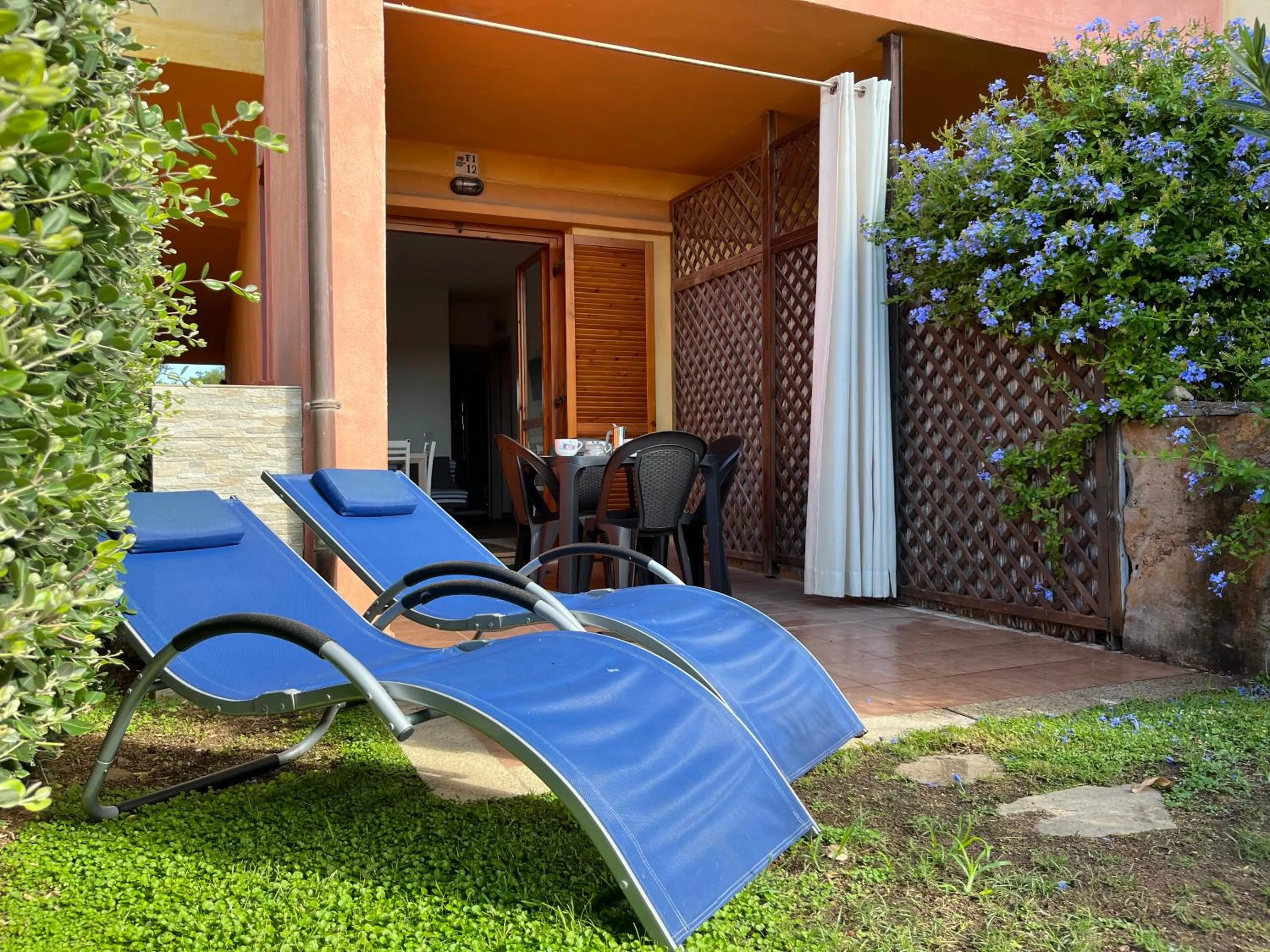 Porto Coda Cavallo Salina Bamba