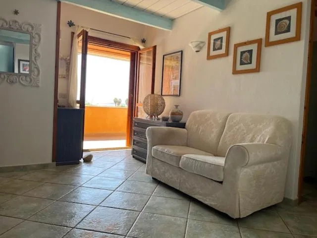 Porto Coda Cavallo Salina Bamba