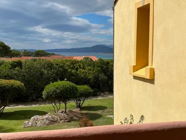 Porto Coda Cavallo Salina Bamba