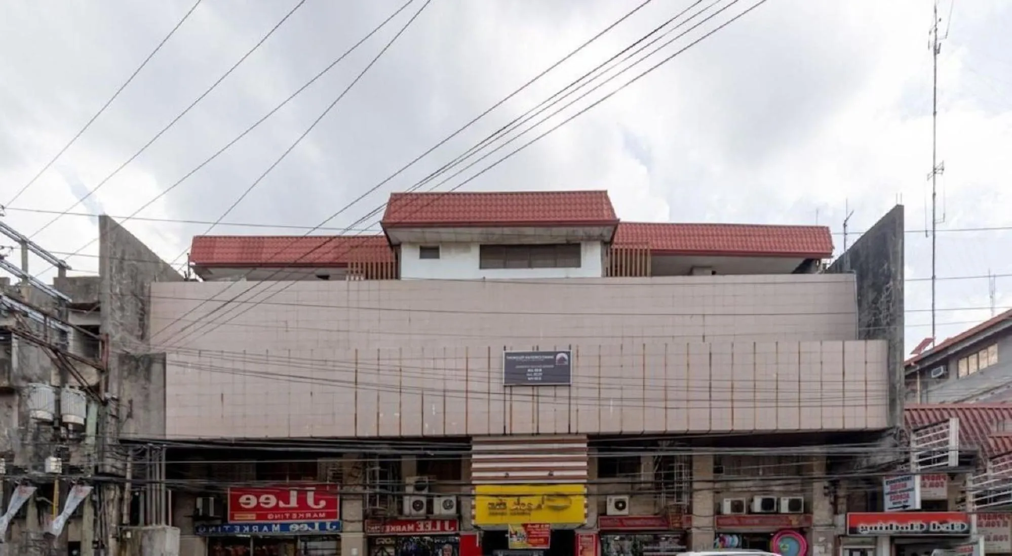 Property building in Check Inn Bacolod by RedDoorz