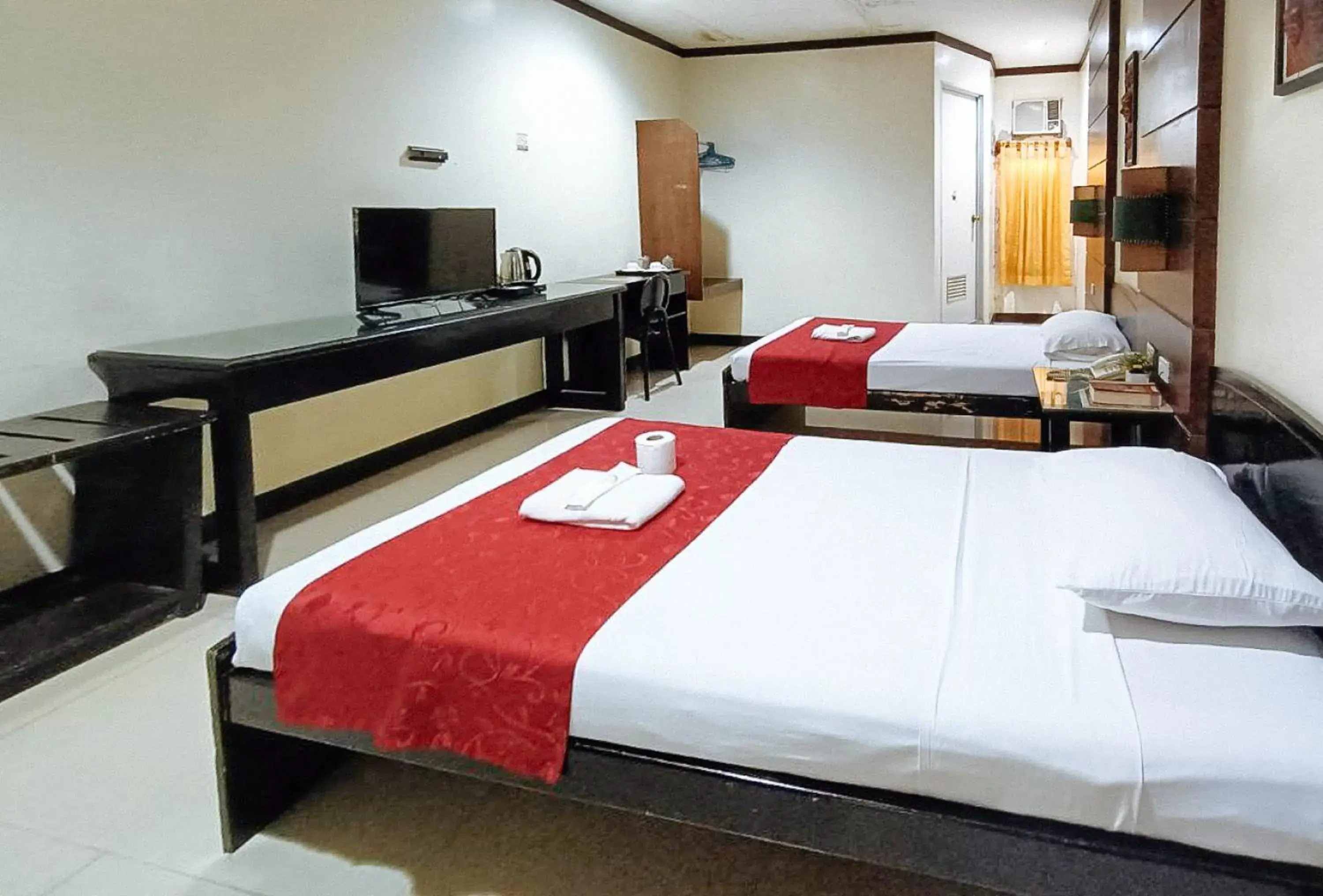 Bed in Check Inn Bacolod by RedDoorz Bed in Check Inn Bacolod by RedDoorz