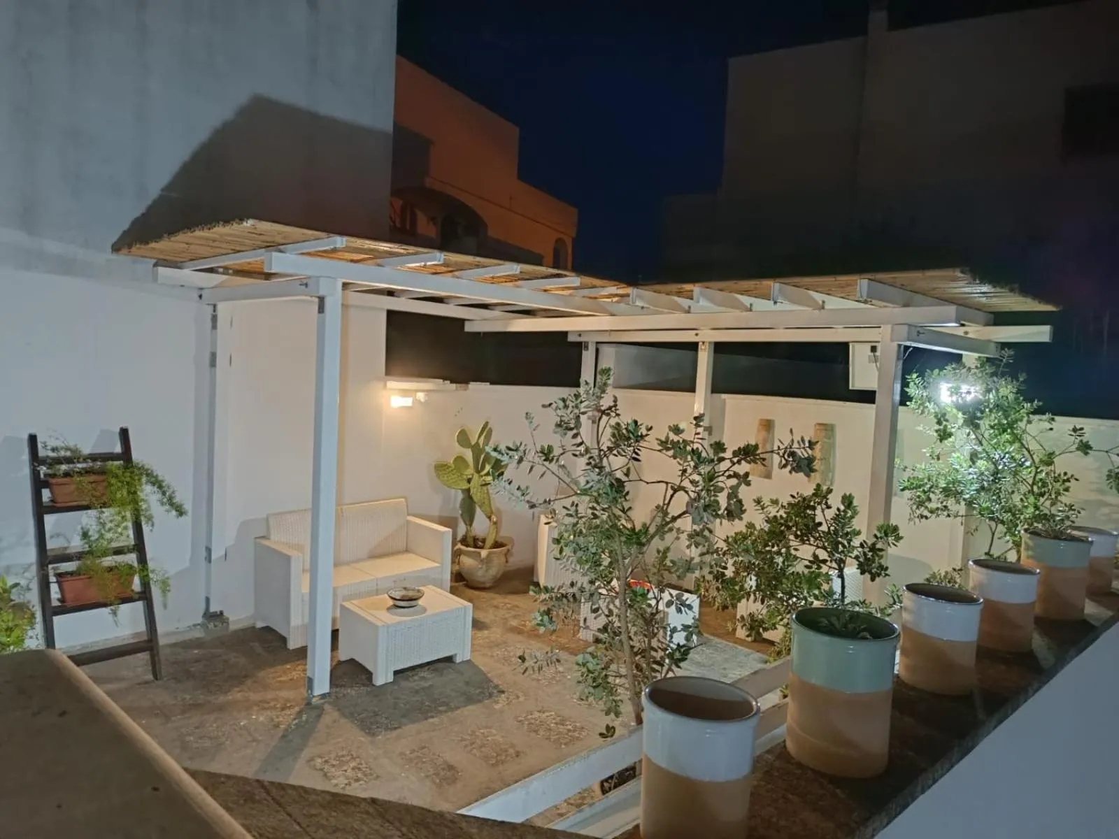 Internal: Not applicable to any particular room in OtrantoCasa