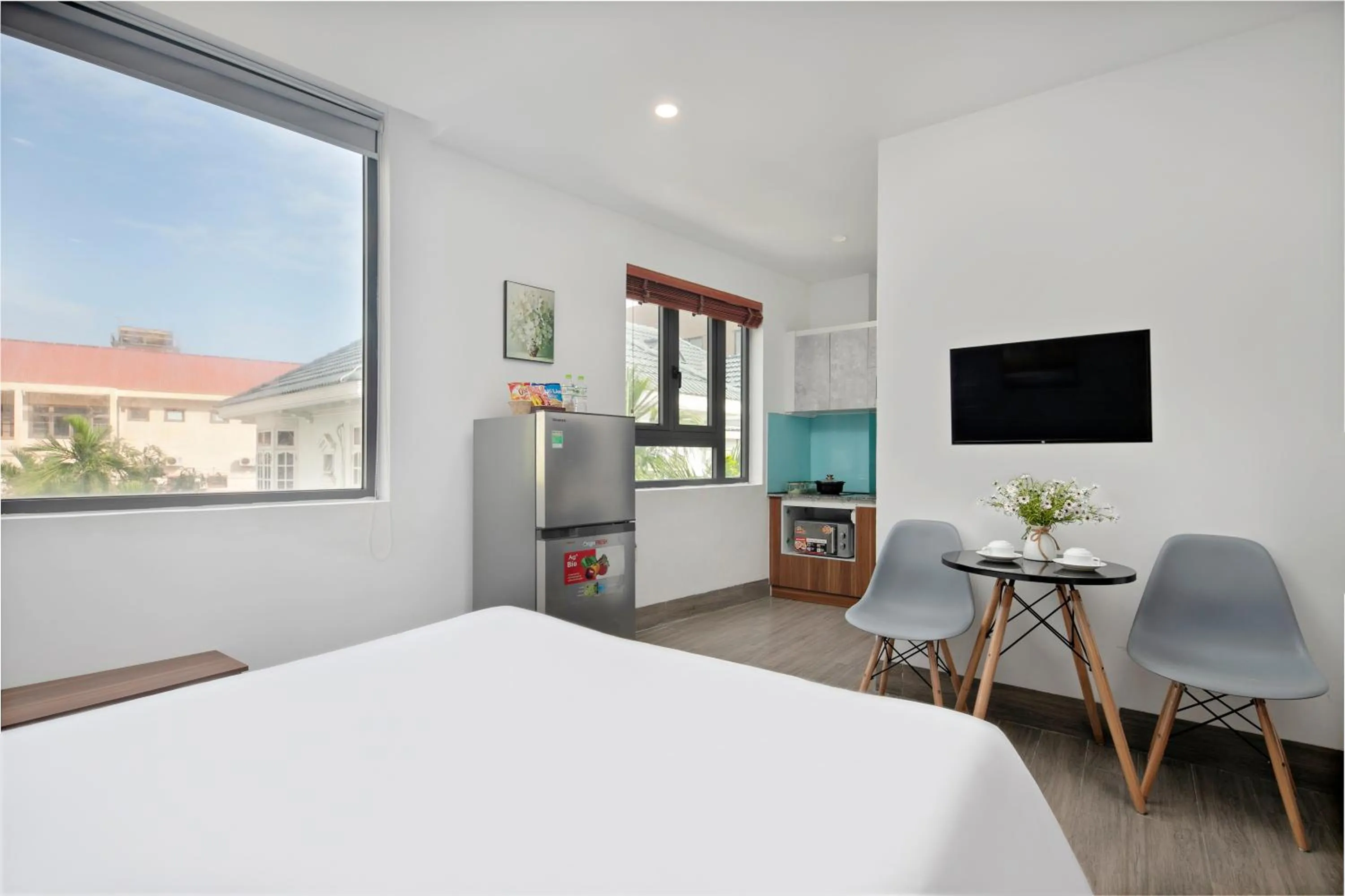 Communal lounge/ TV room in HAMA Boutique Home