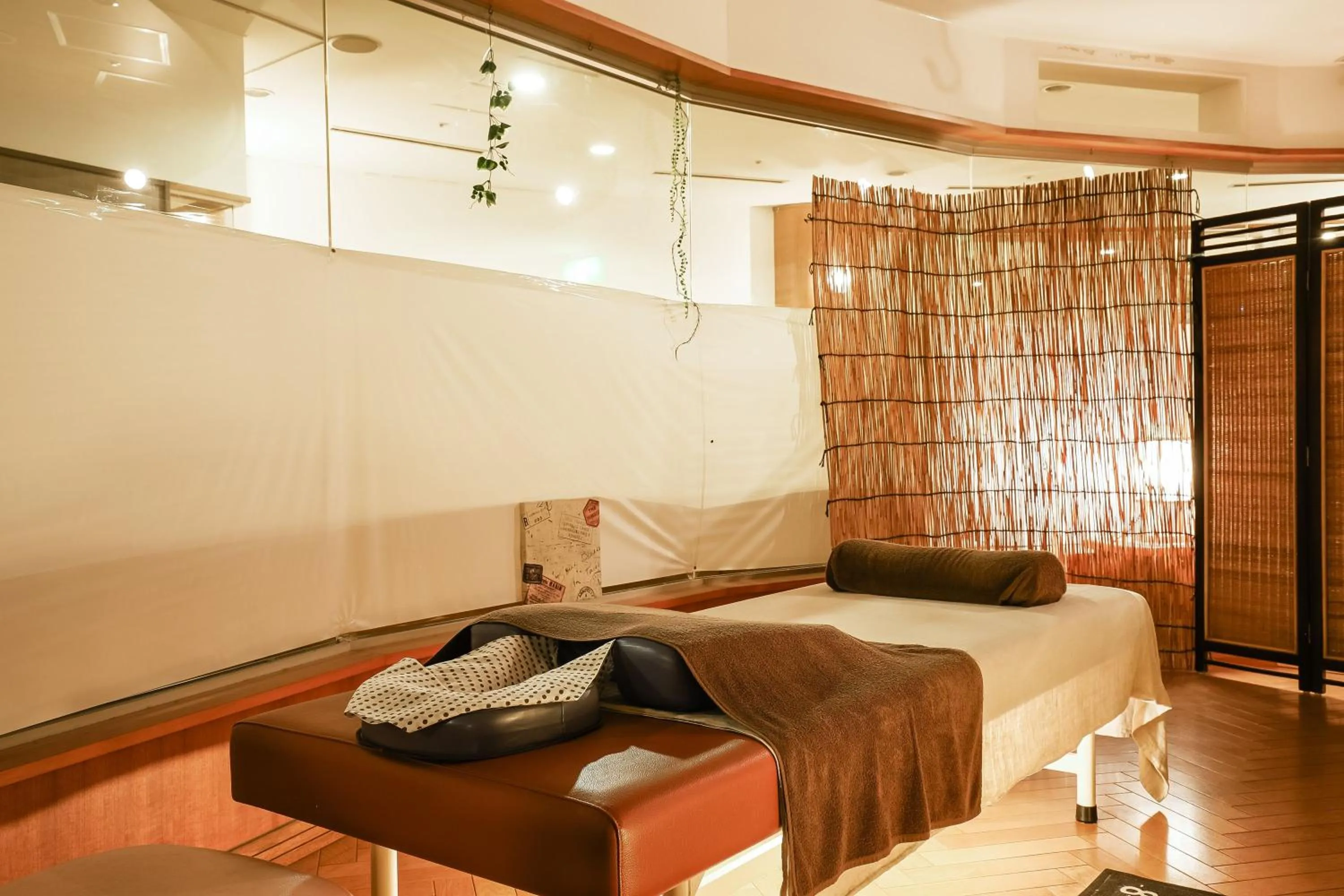 Massage, Bed in KAMENOI HOTEL Kochi