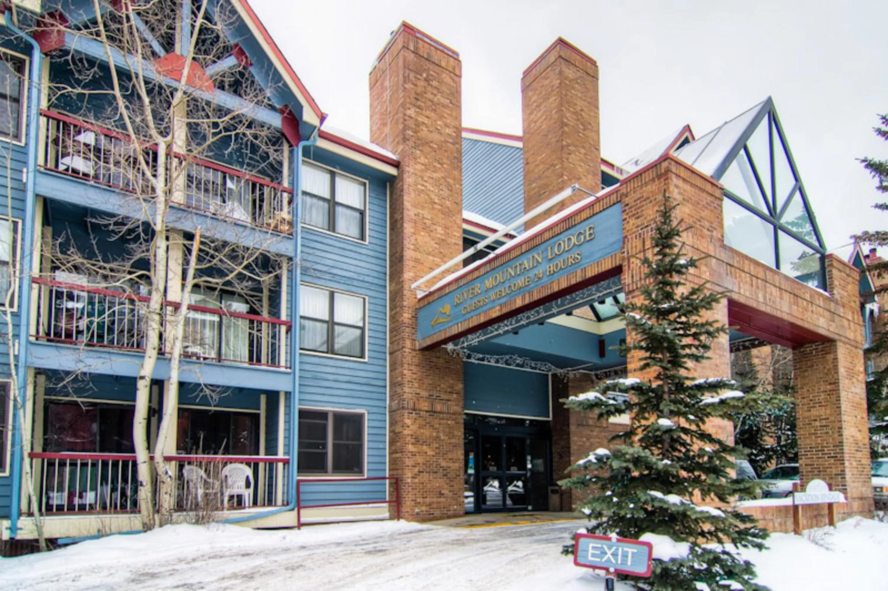 River Mountain Lodge