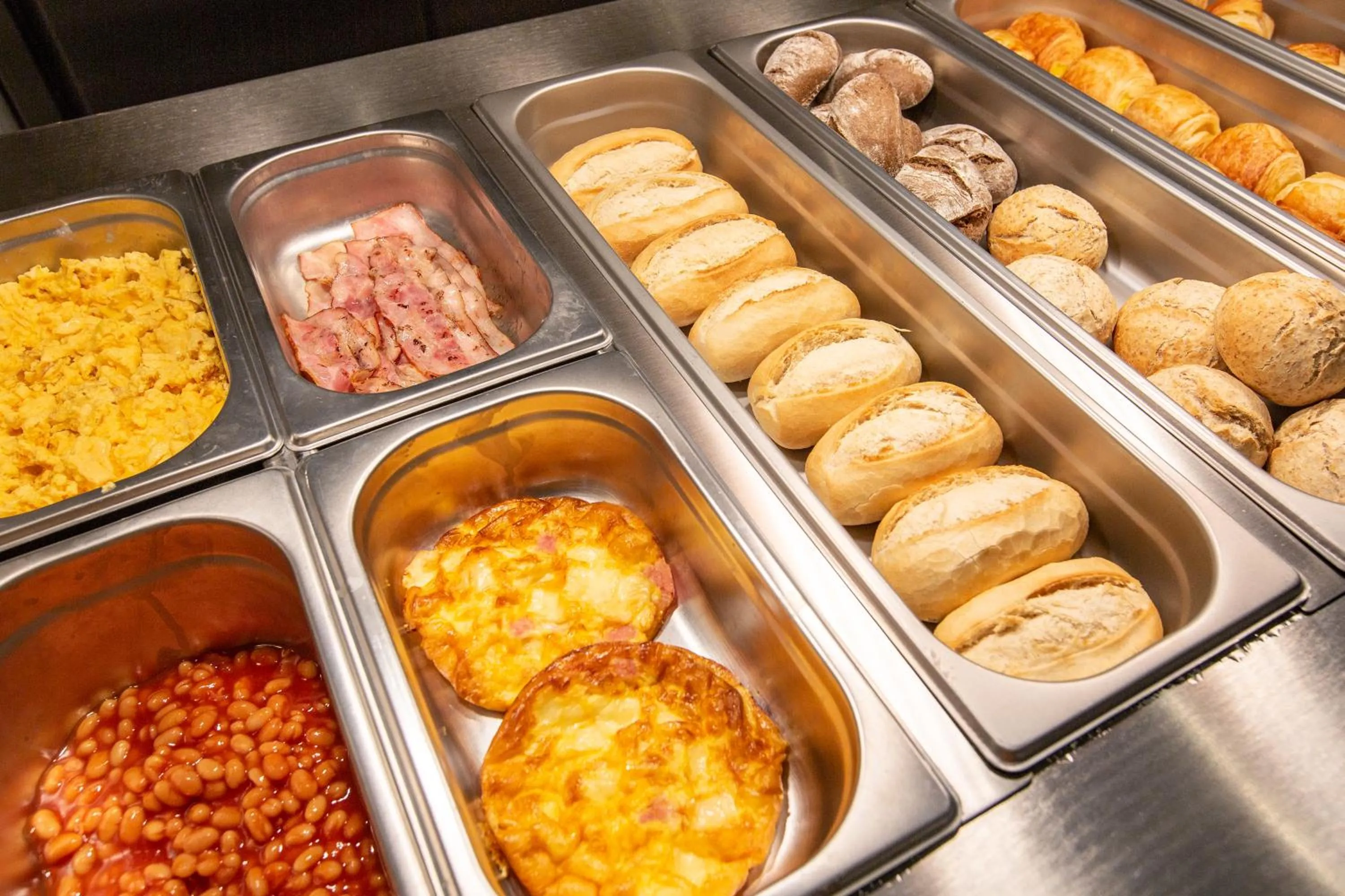 Breakfast in Hotel 3K Porto Aeroporto