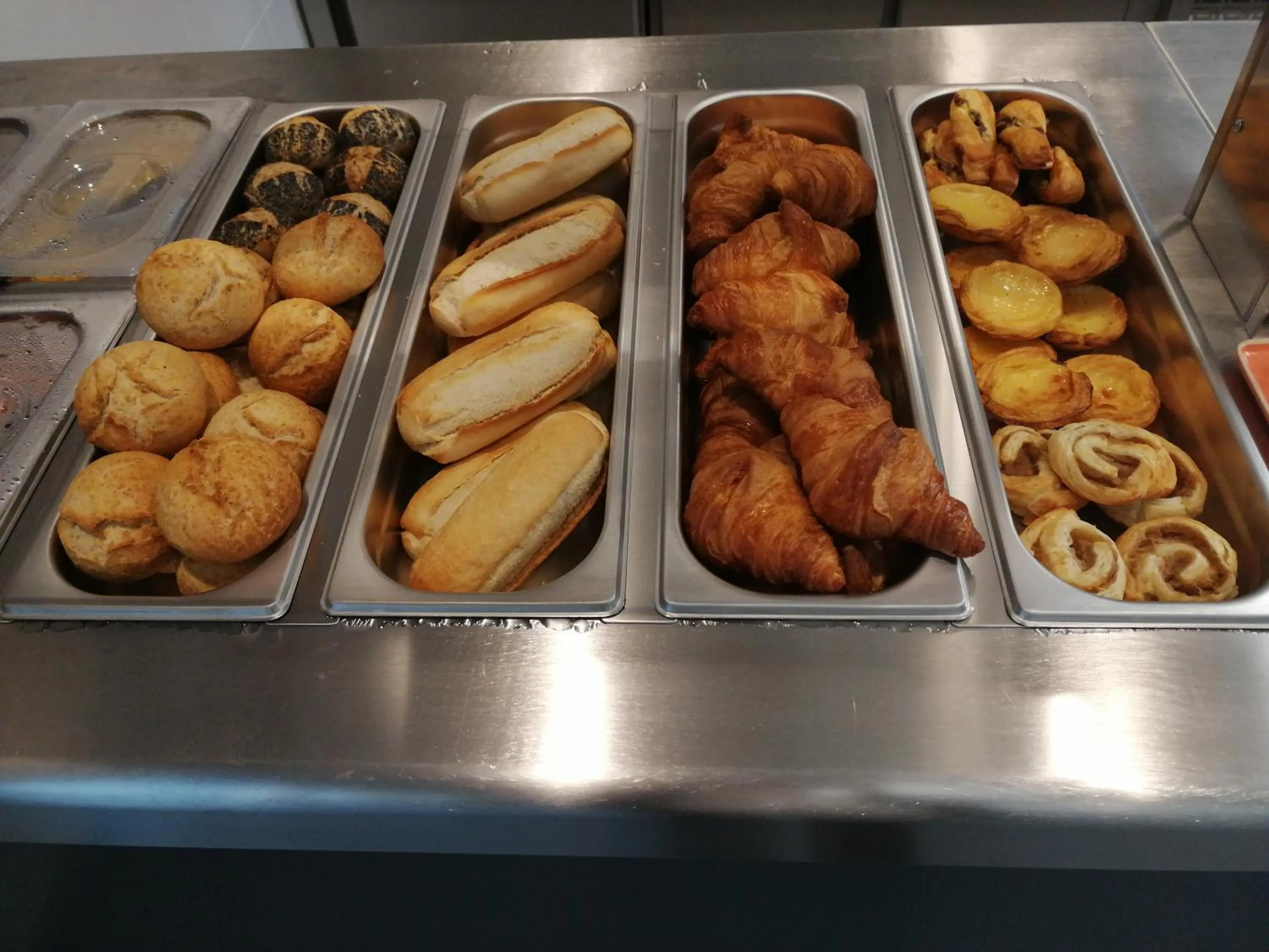 Breakfast in Hotel 3K Porto Aeroporto