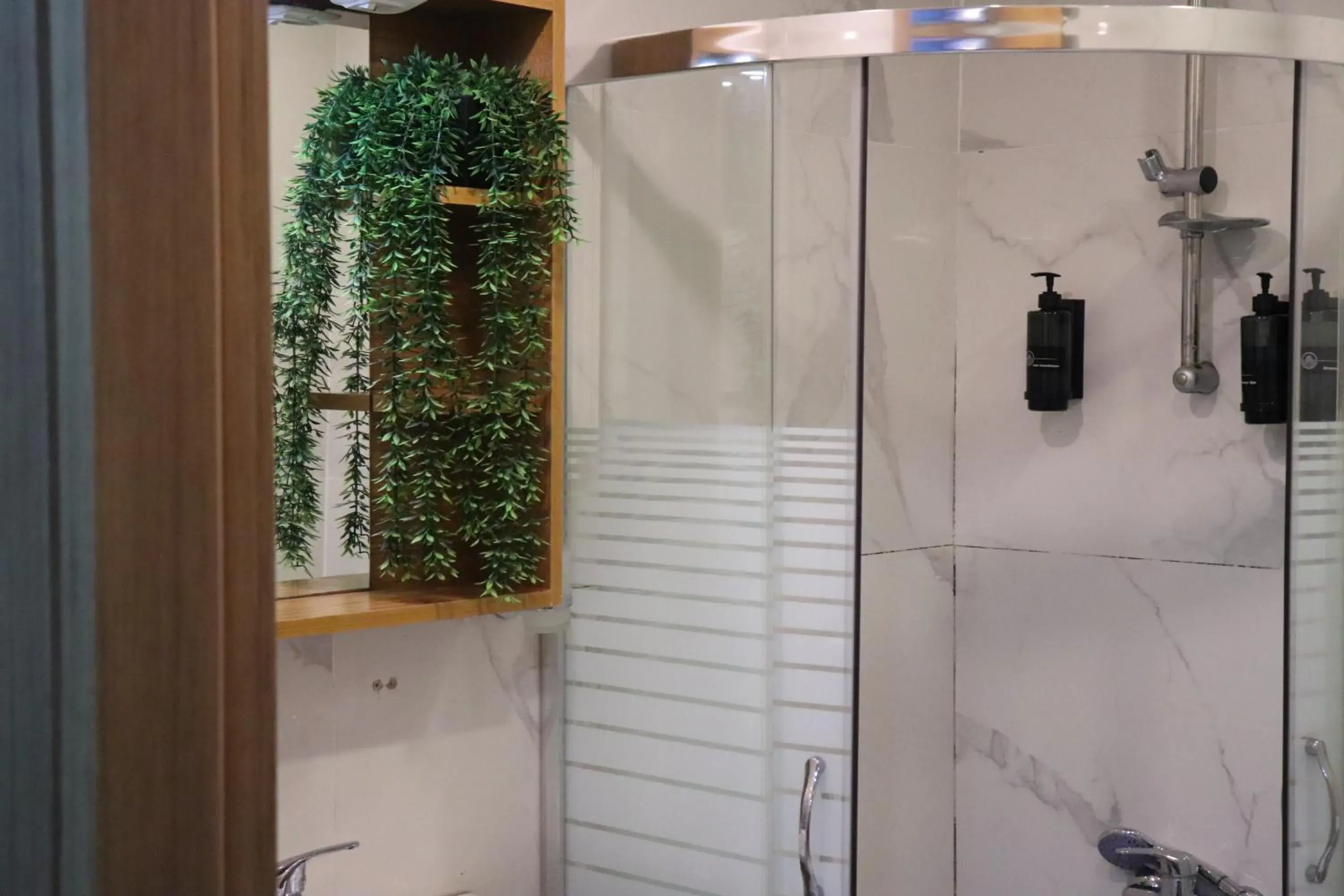 Bed in 4-Bed Female Dormitory Room in İstanbul Terrace Hotel Bed in 4-Bed Female Dormitory Room in İstanbul Terrace Hotel