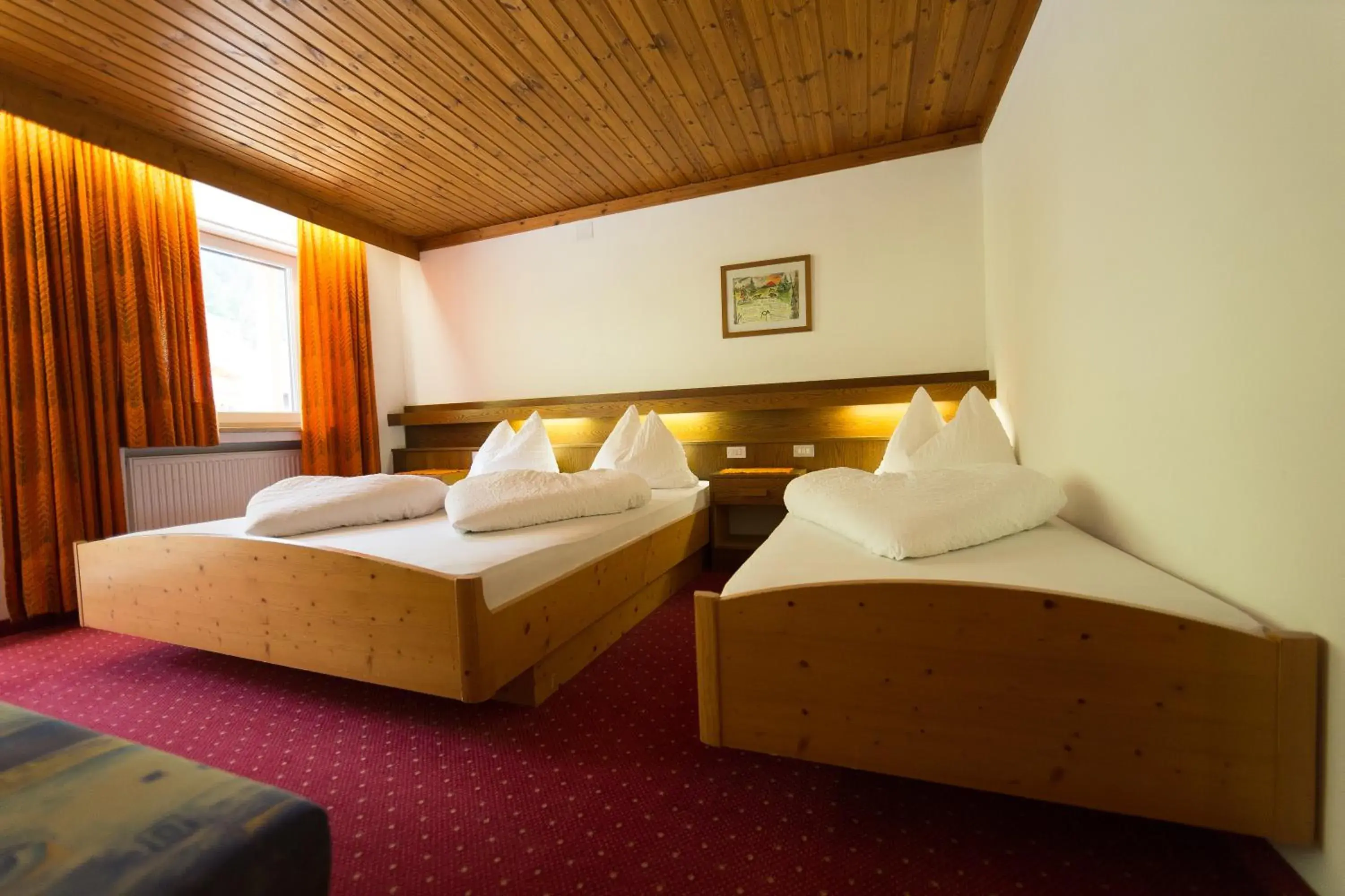 Triple Room with Balcony in Pichlerhof Triple Room with Balcony in Pichlerhof