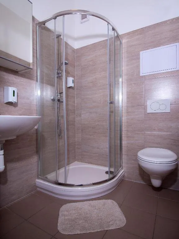 Shower in Aviator Garni Hotel Bratislava