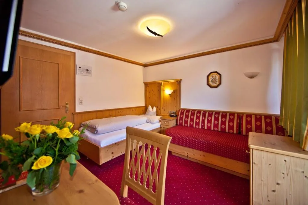 Bed in Landhotel Denggerhof