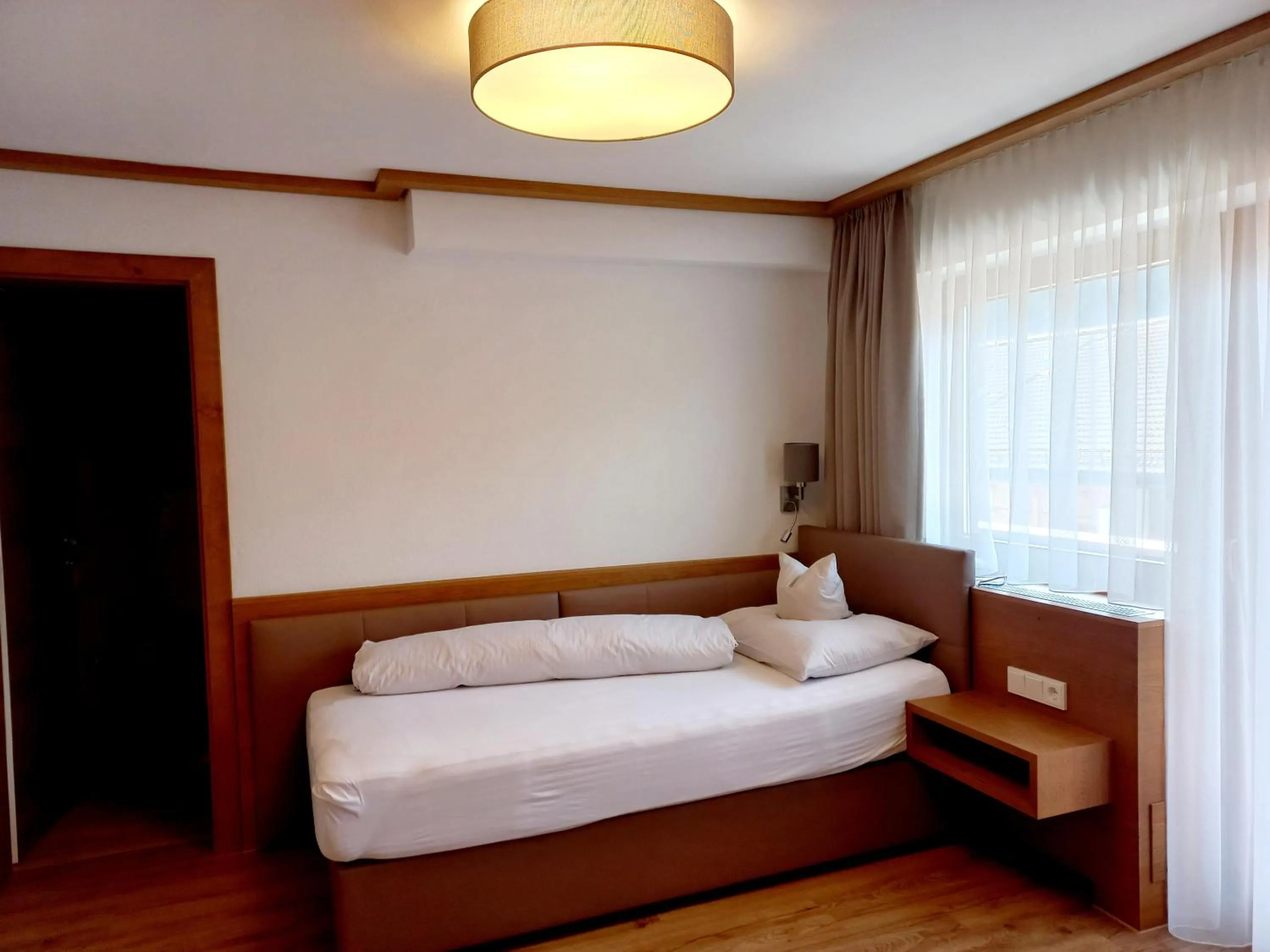 Bed in Landhotel Denggerhof