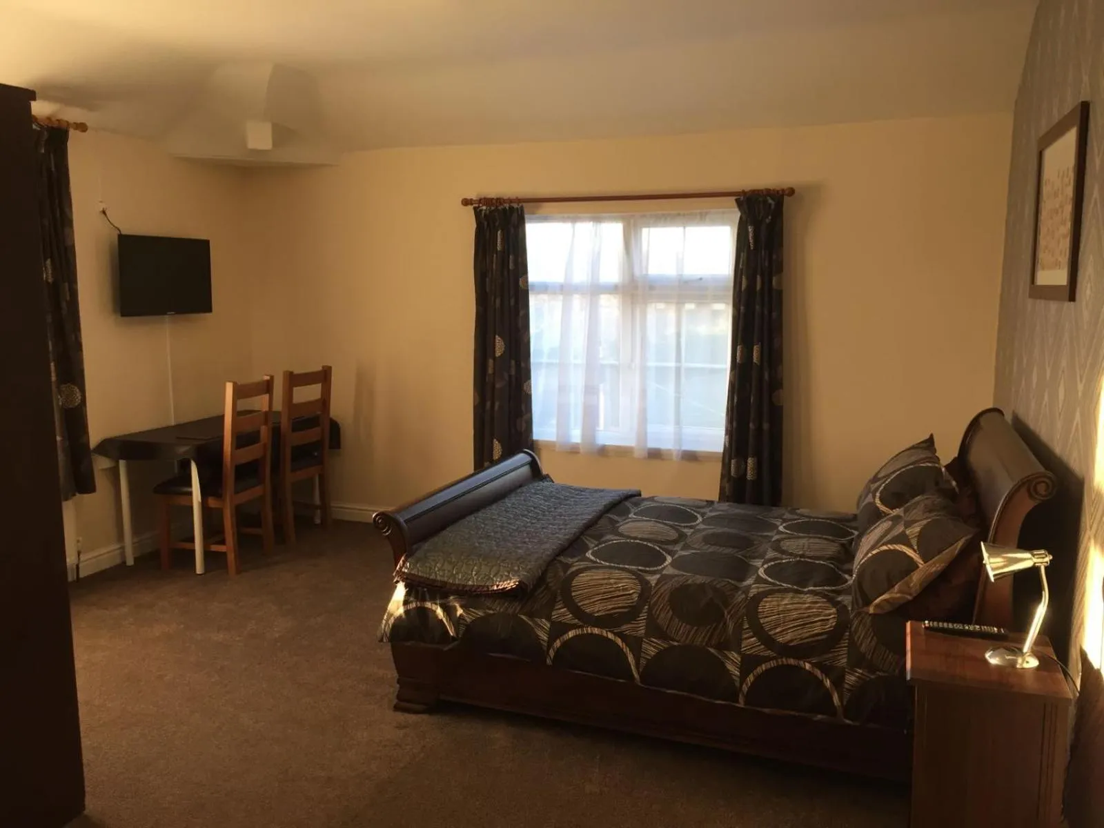 Bed in Brookfield Hotel