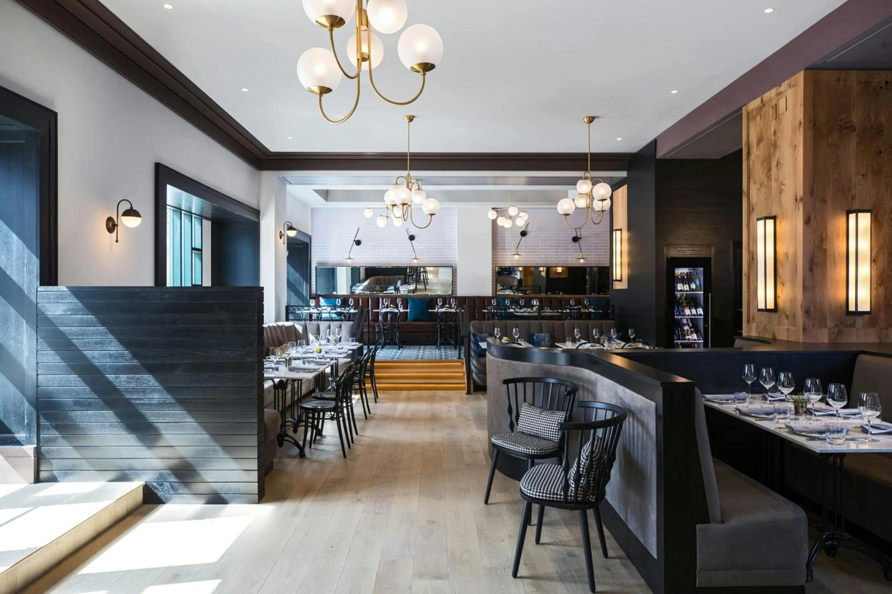 Restaurant/places to eat in Renaissance Philadelphia Downtown Hotel