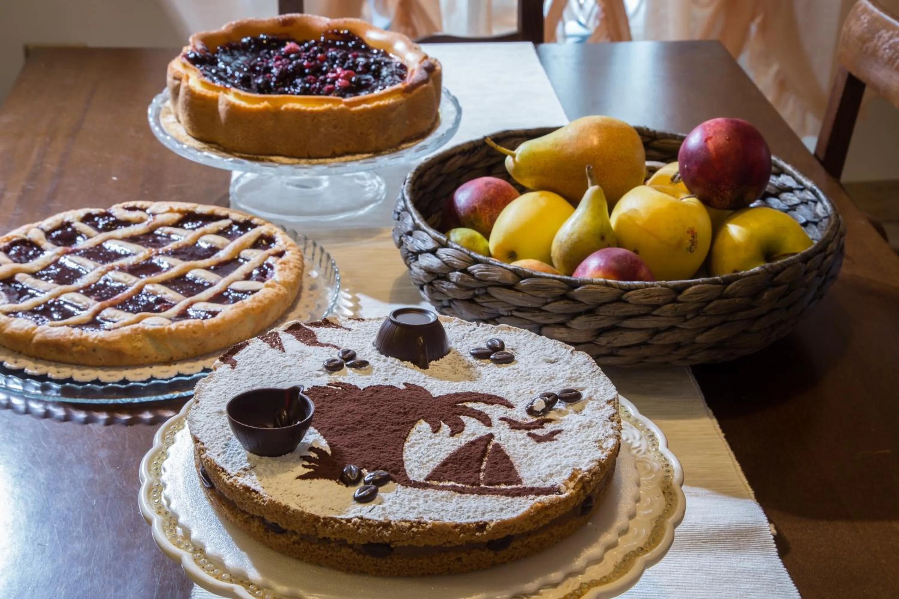 Communal lounge/ TV room in B&B Casa Cavour