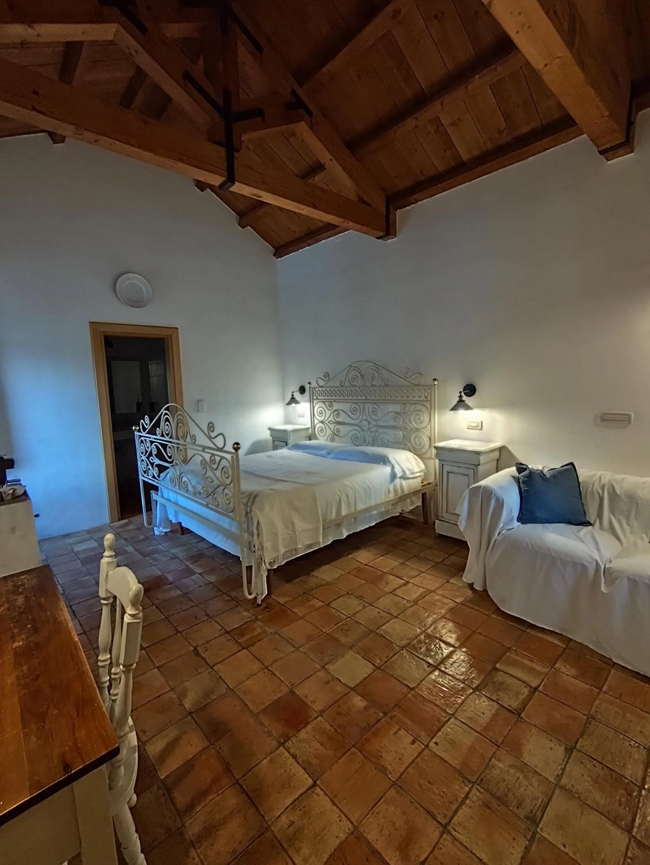 Bedroom, Bed in Agli Archi Dimore Storiche