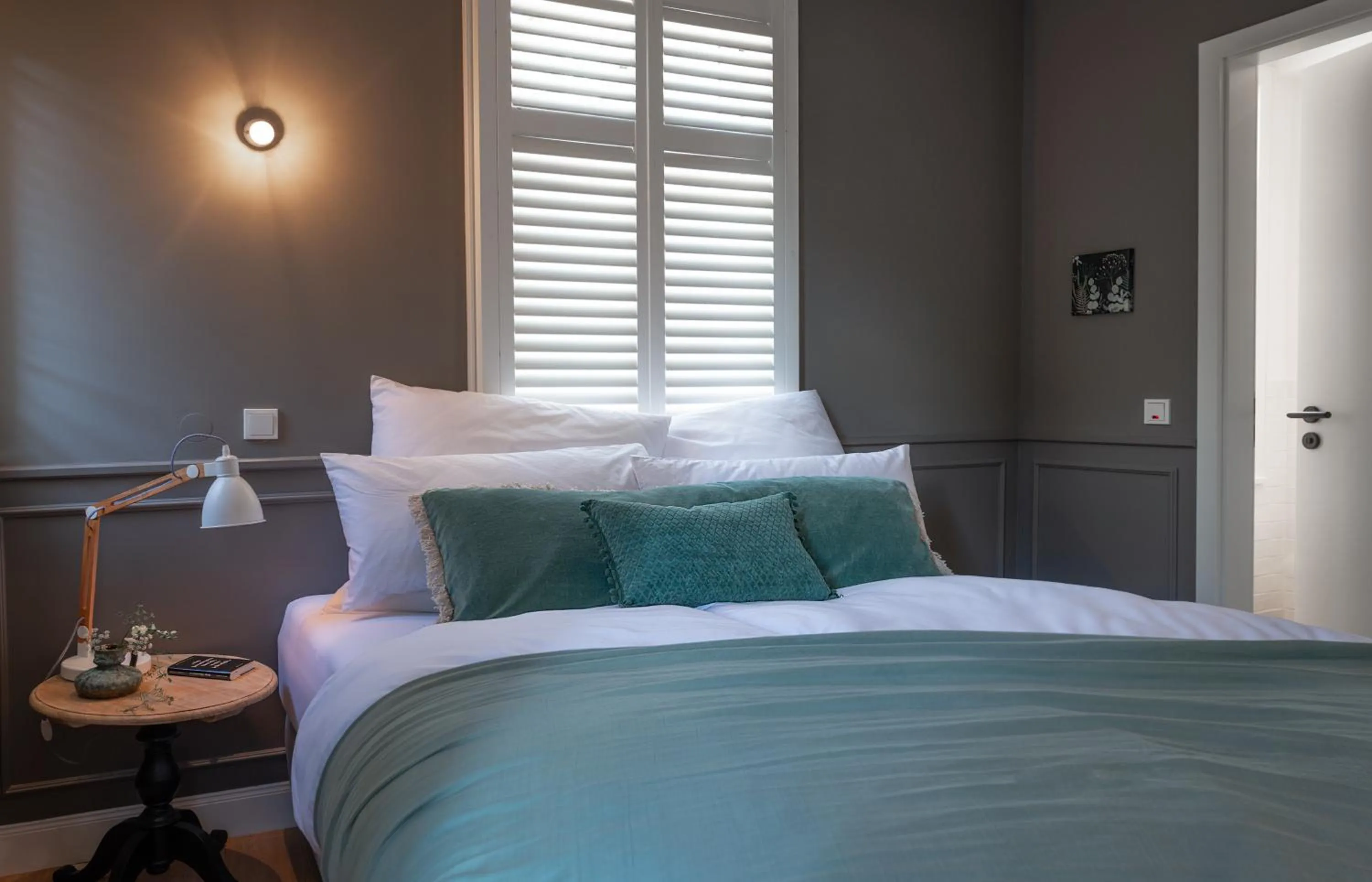 Bed in Konrads Limburg - Hotel & Gästehaus