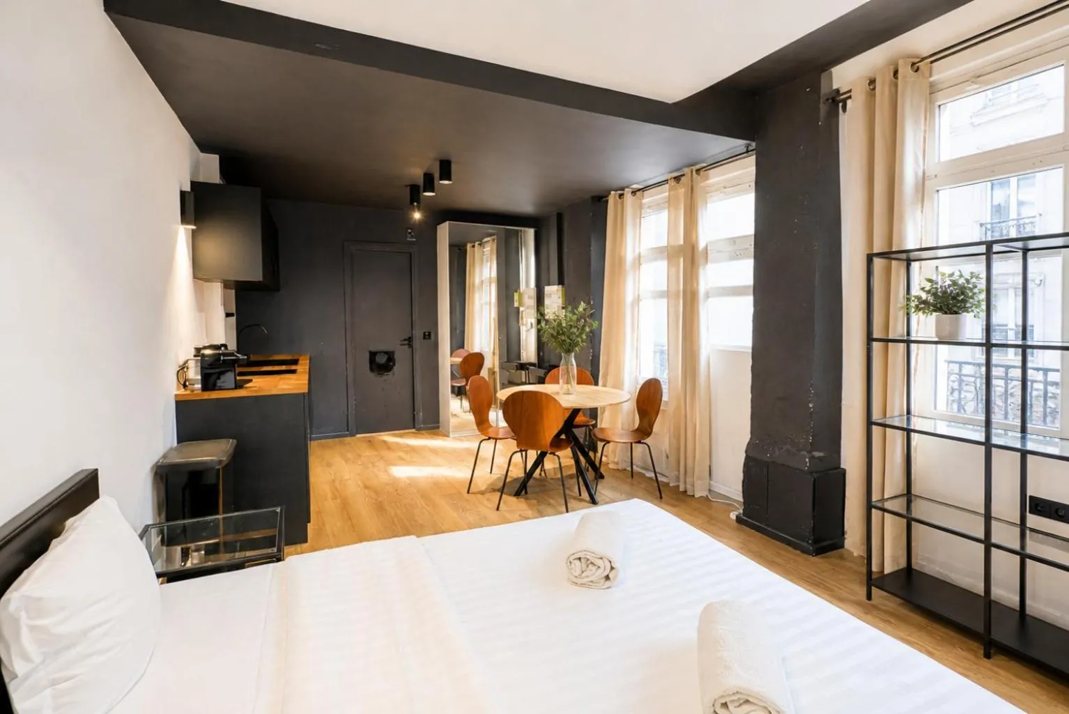 Bed in Dreamyflat - loft opera