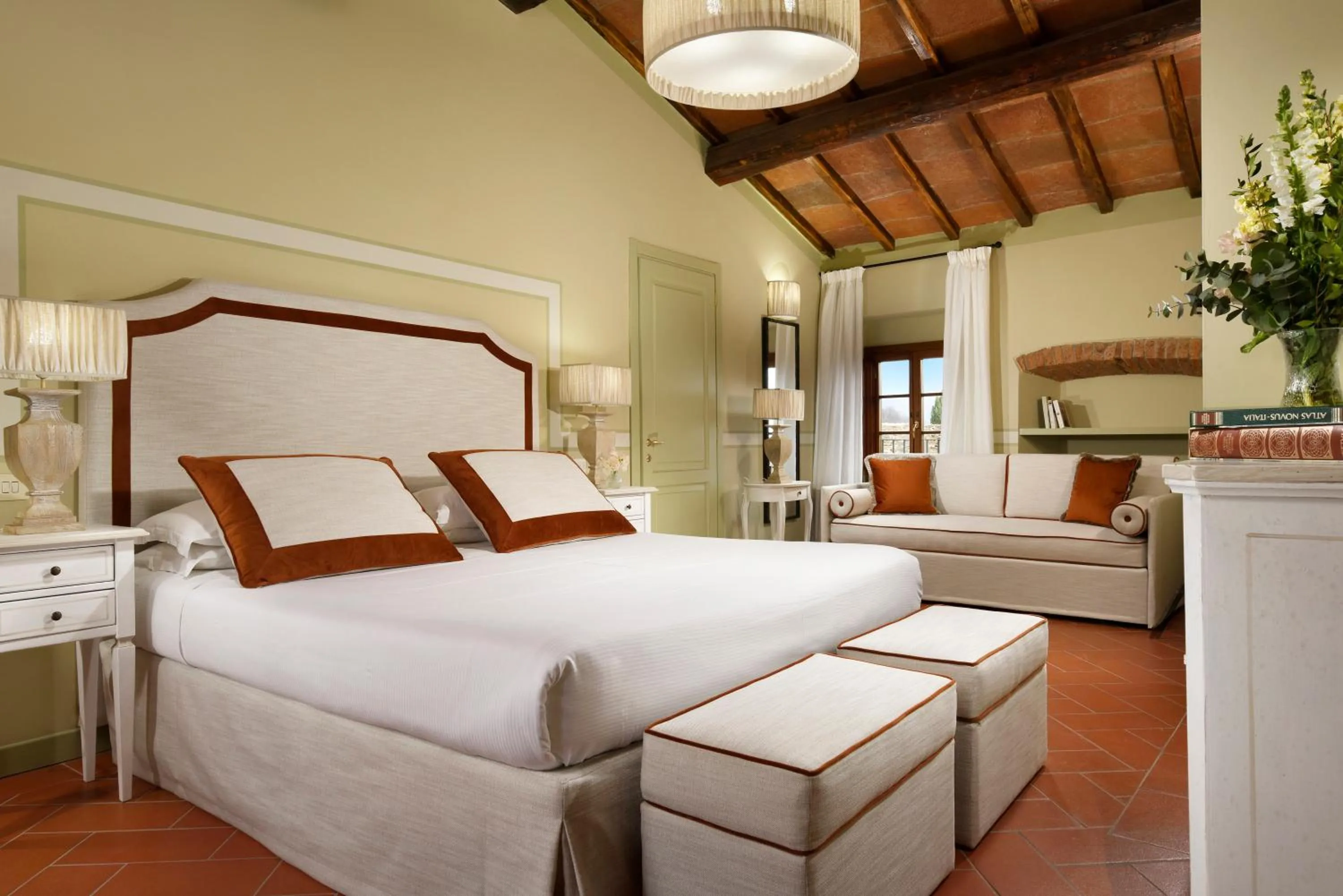 Bed in Borgo Antico Casalbosco Holiday Home & Winery