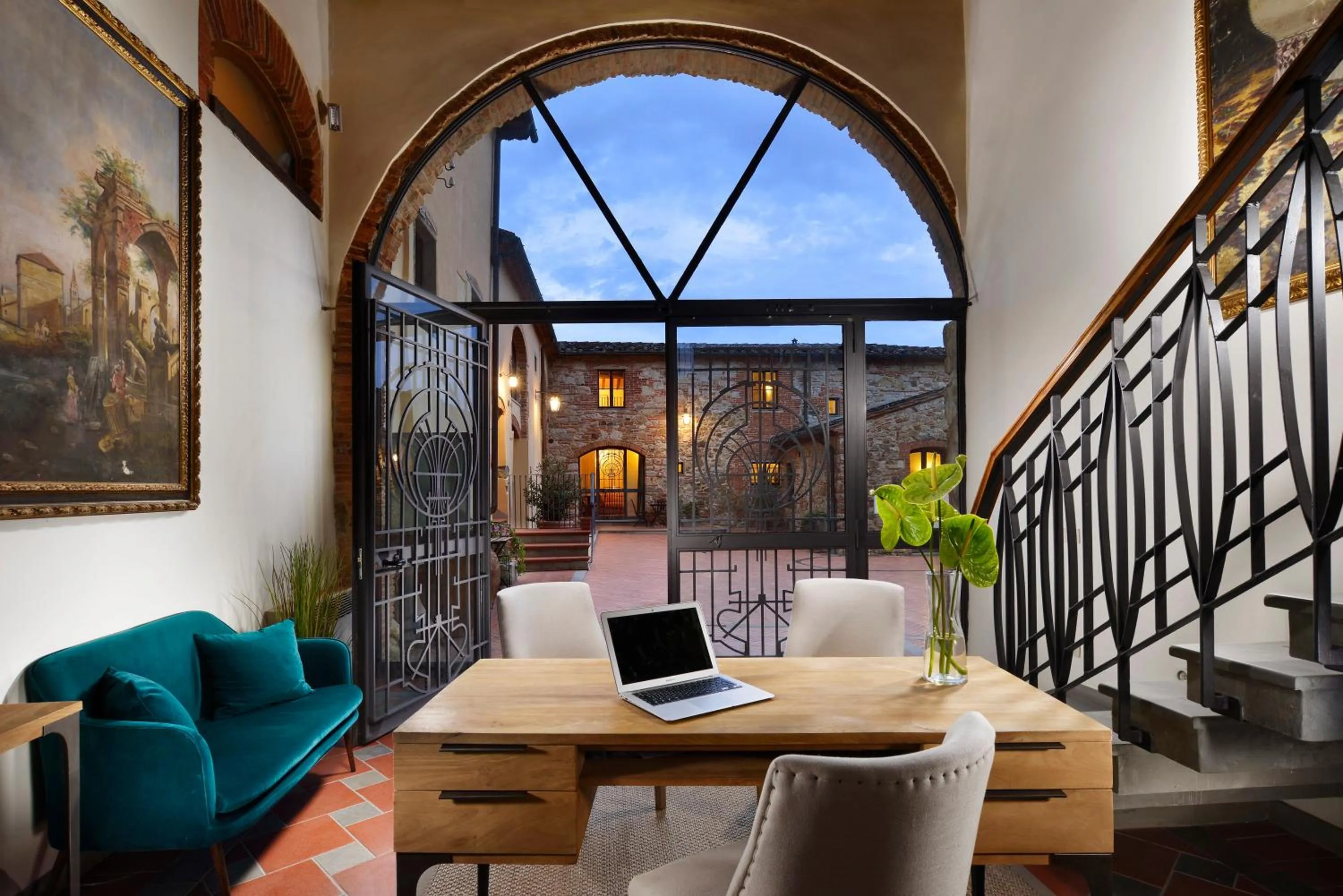 Lobby or reception in Borgo Antico Casalbosco Holiday Home & Winery