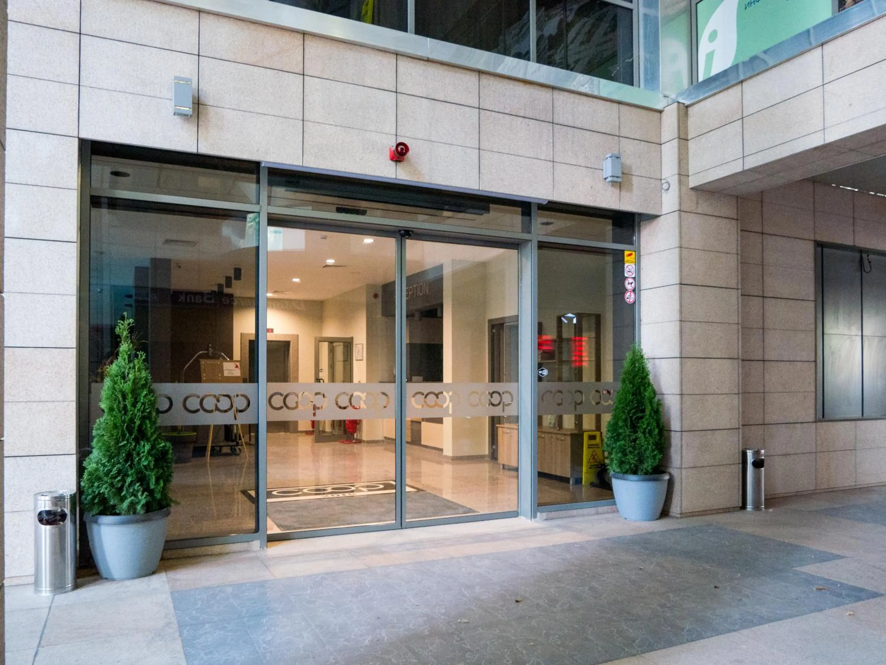 Facade/entrance in Hotel Puldin COOP