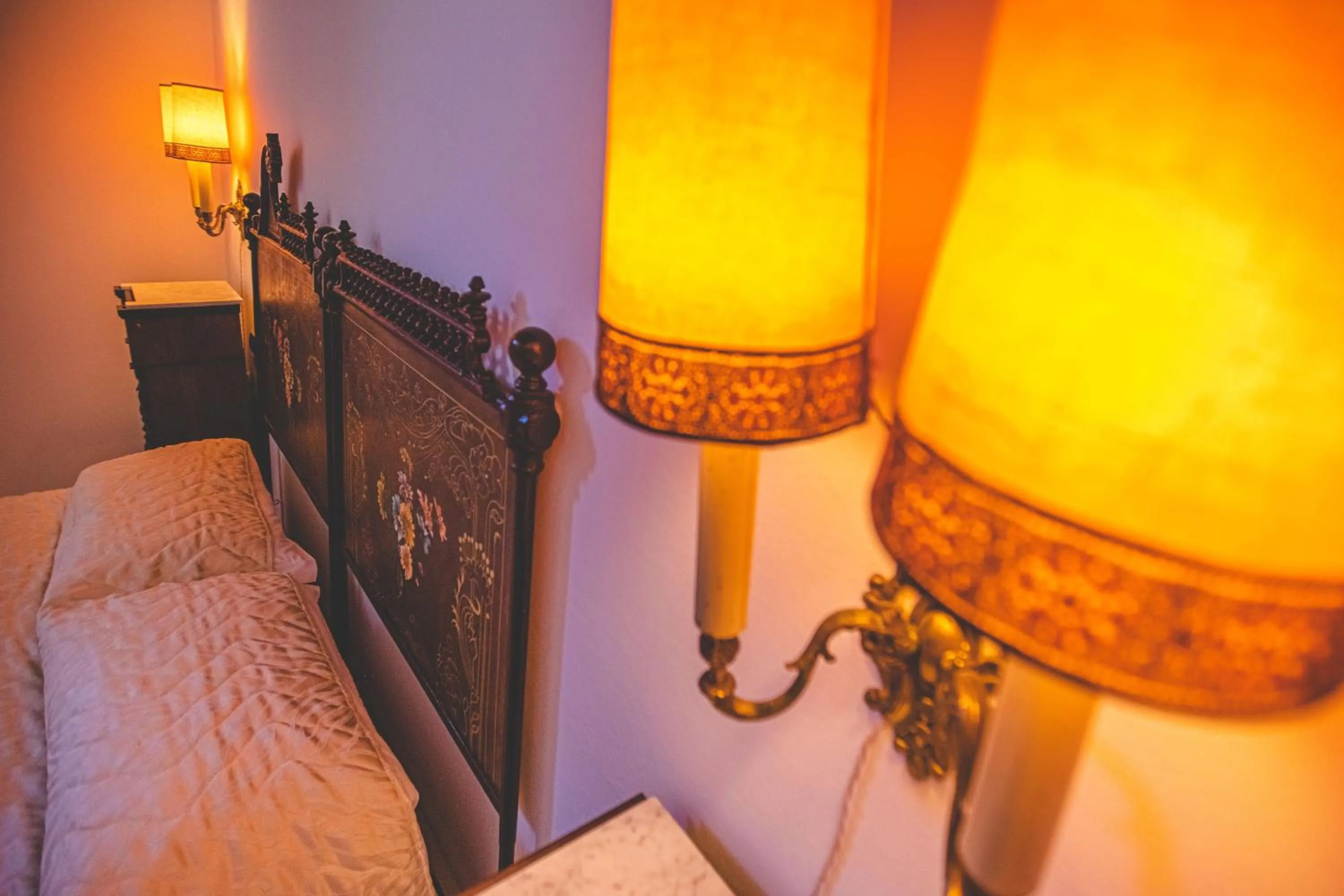 Bed in Nuovo Castello Crisilio